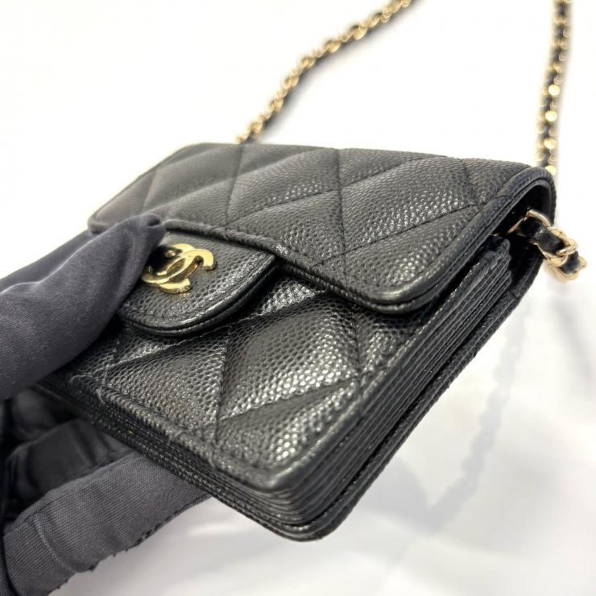 Chanel Black Grained Calfskin Pochette (Pre-Owned)