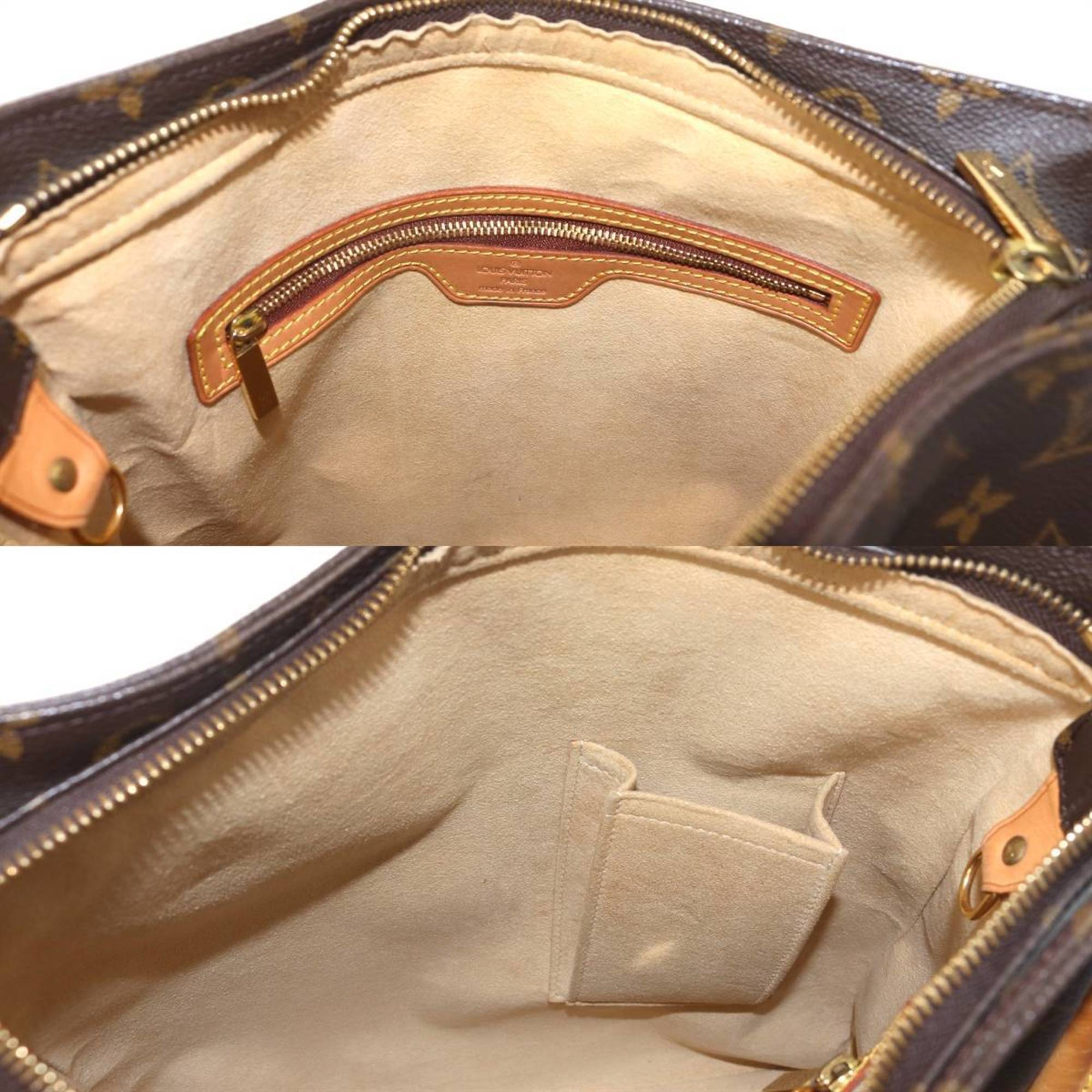 Louis Vuitton Brown Shoulder Bag (Pre-Owned)