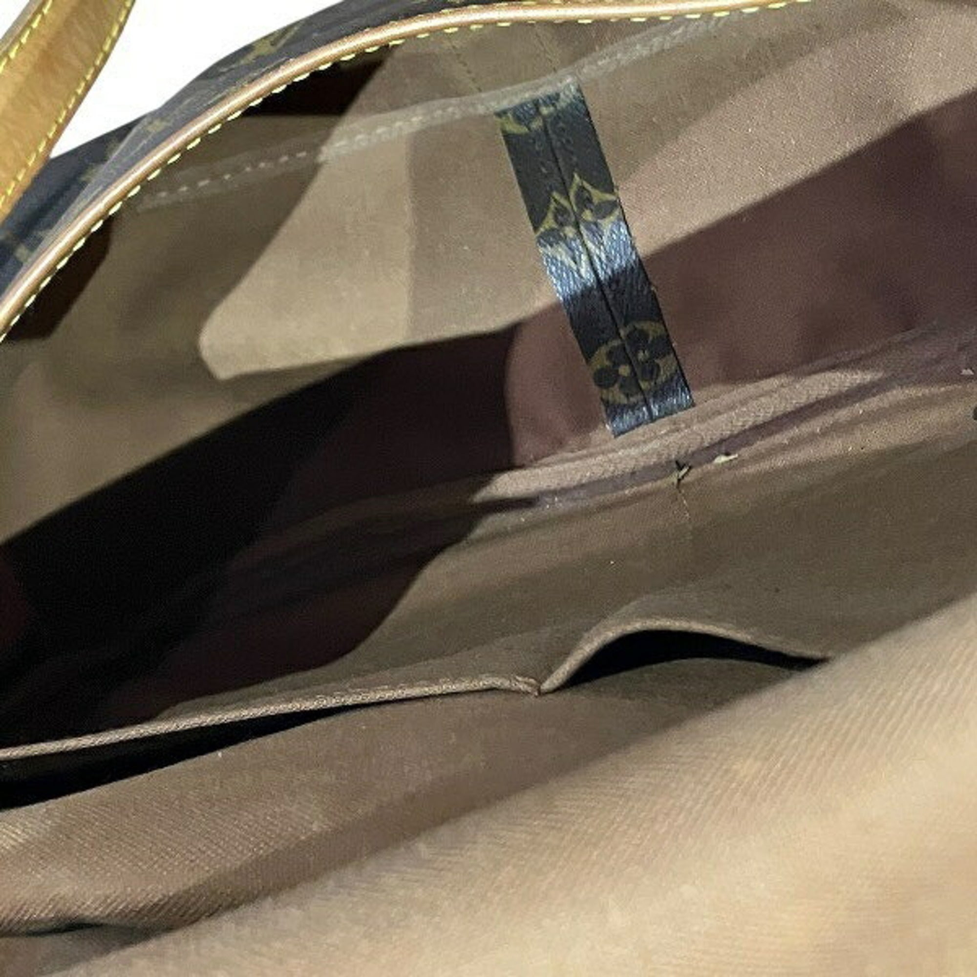 Louis Vuitton Brown Monogram Handbag Shoulder Bag (Pre-Owned)