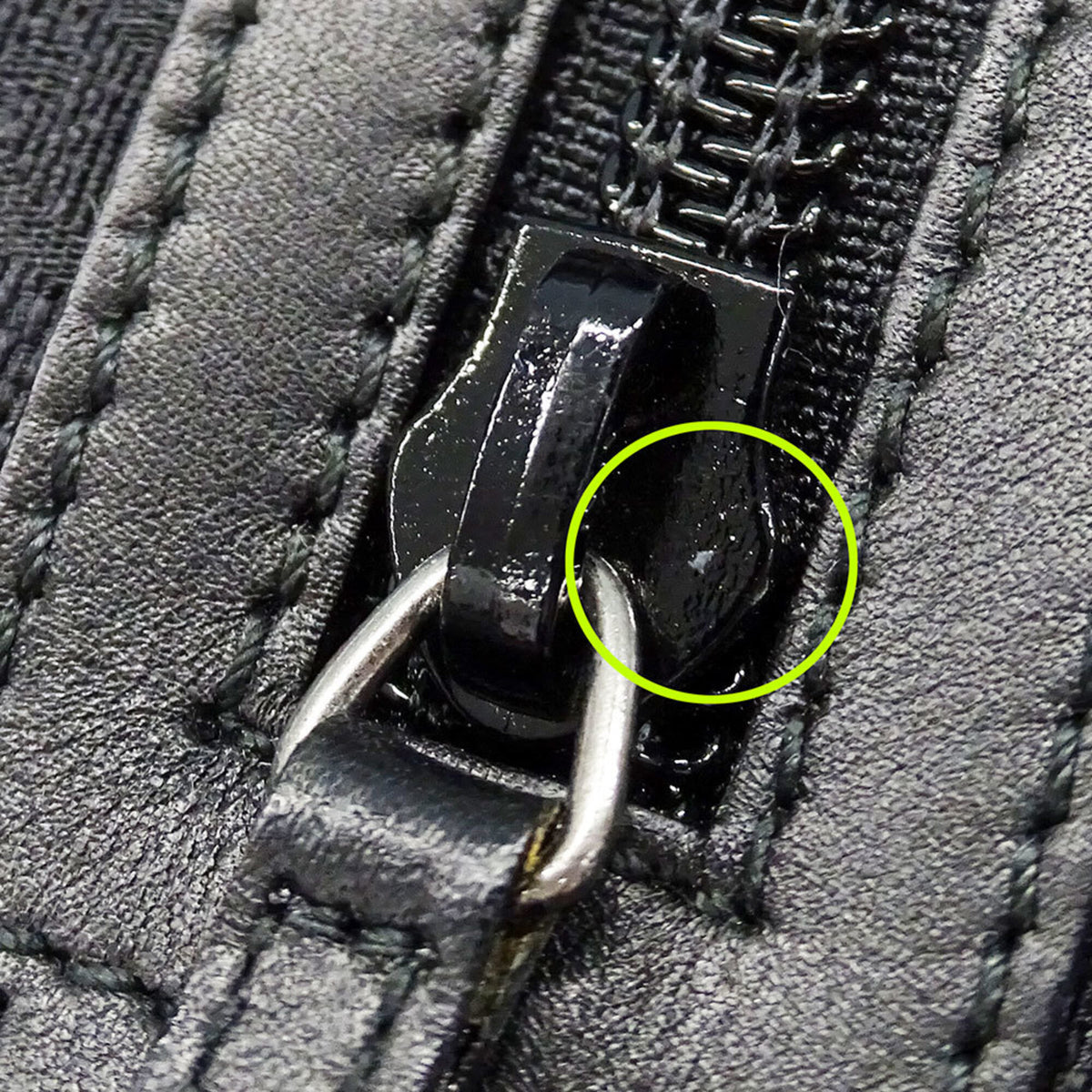 Gucci Black Gg Canvas Pouch (Pre-Owned)