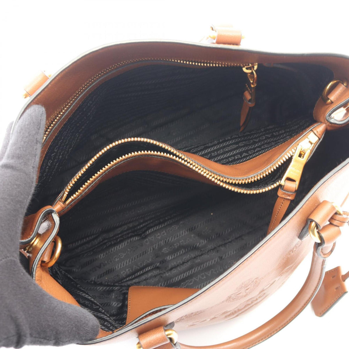 Prada Brown Leather Handbag (Pre-Owned)