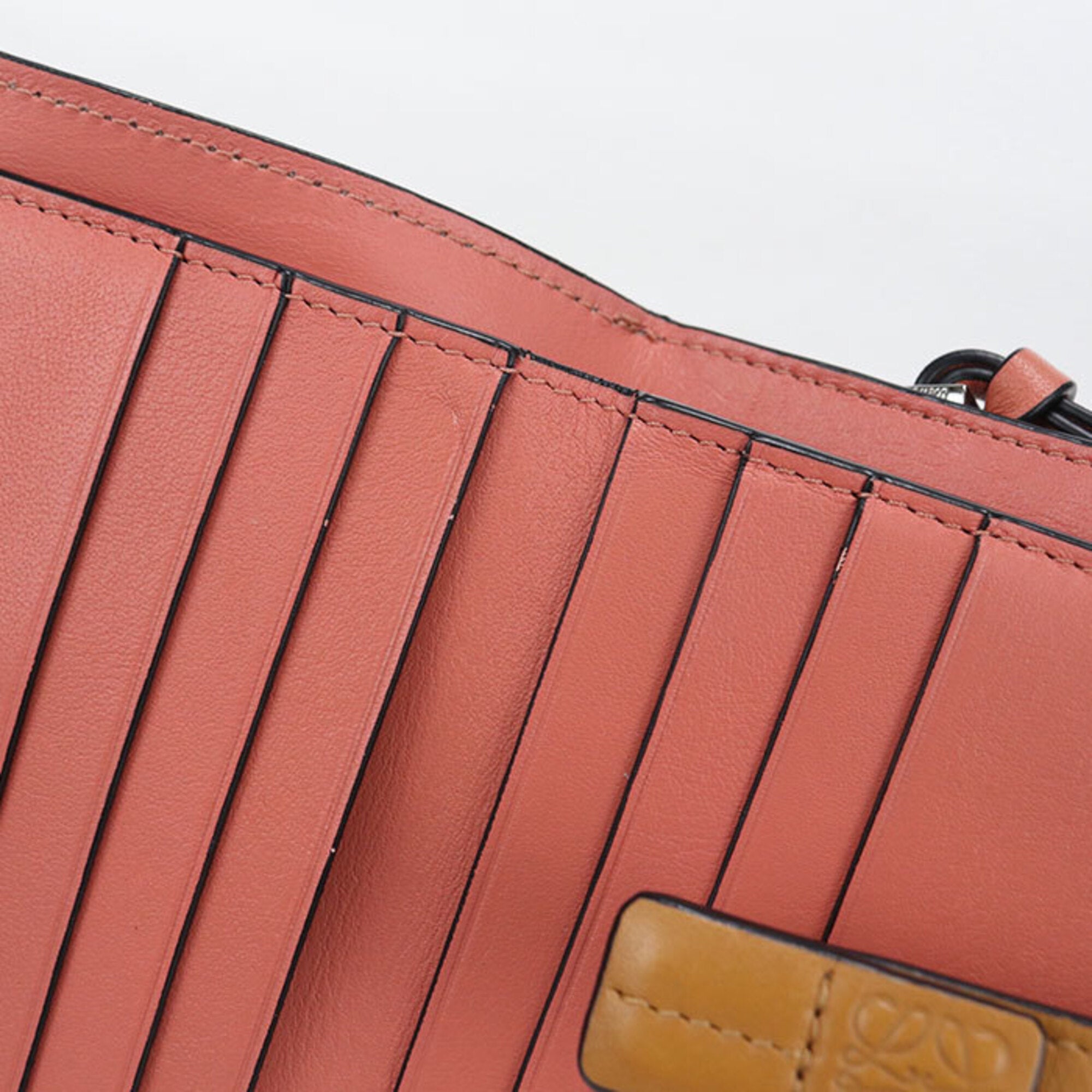 Loewe Beige Wallet (Bi-Fold) (Pre-Owned)