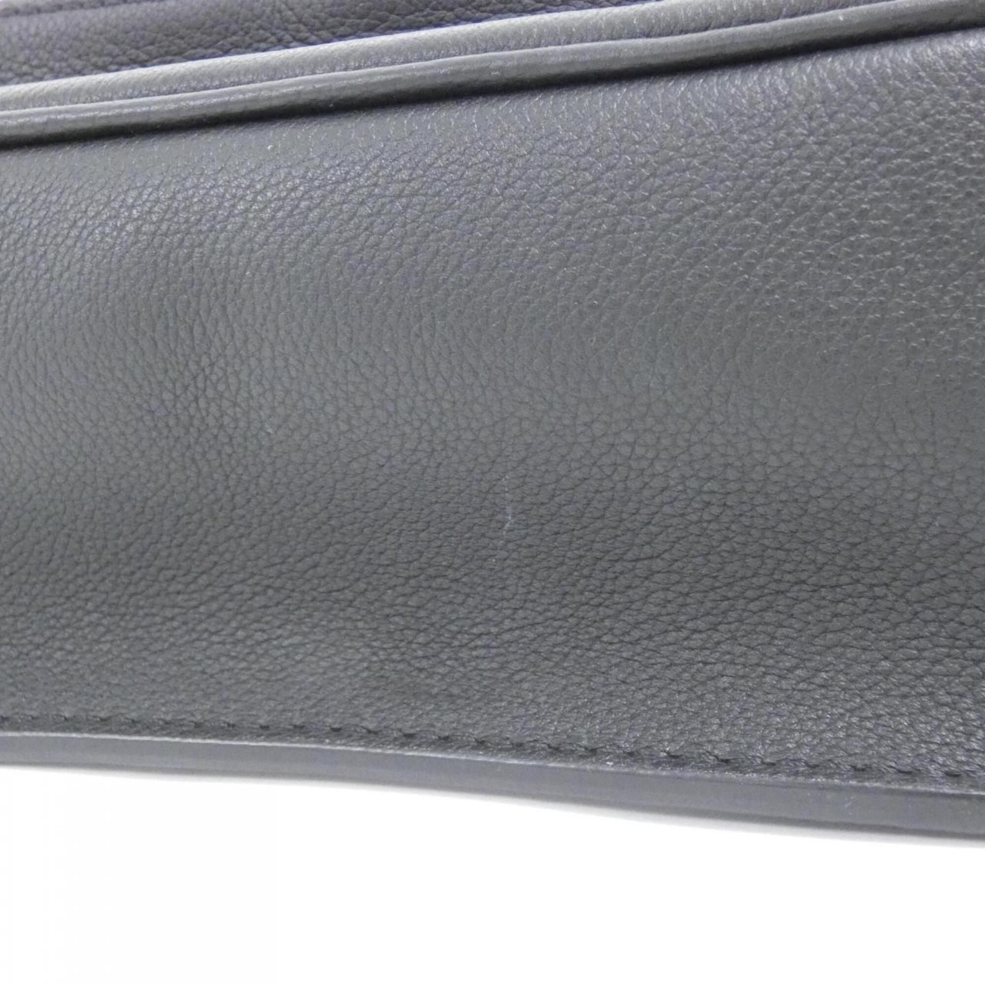 Louis Vuitton Black Leather Shoulder Bag (Pre-Owned)