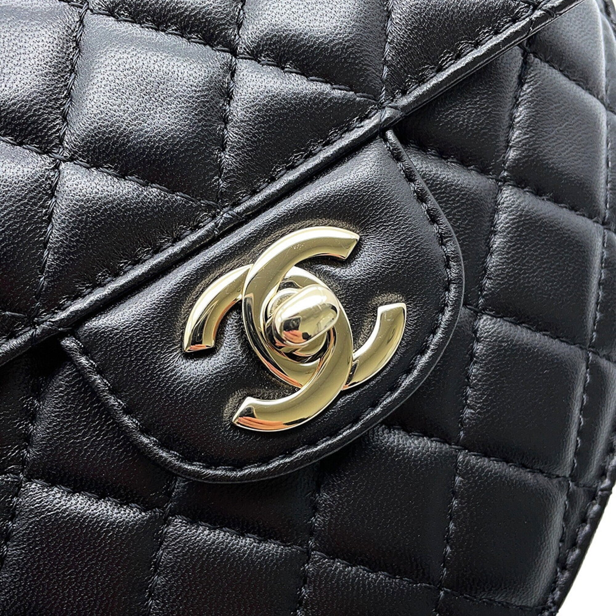 Chanel Matelasse Black Leather Handbag Shoulder Bag (Pre-Owned)
