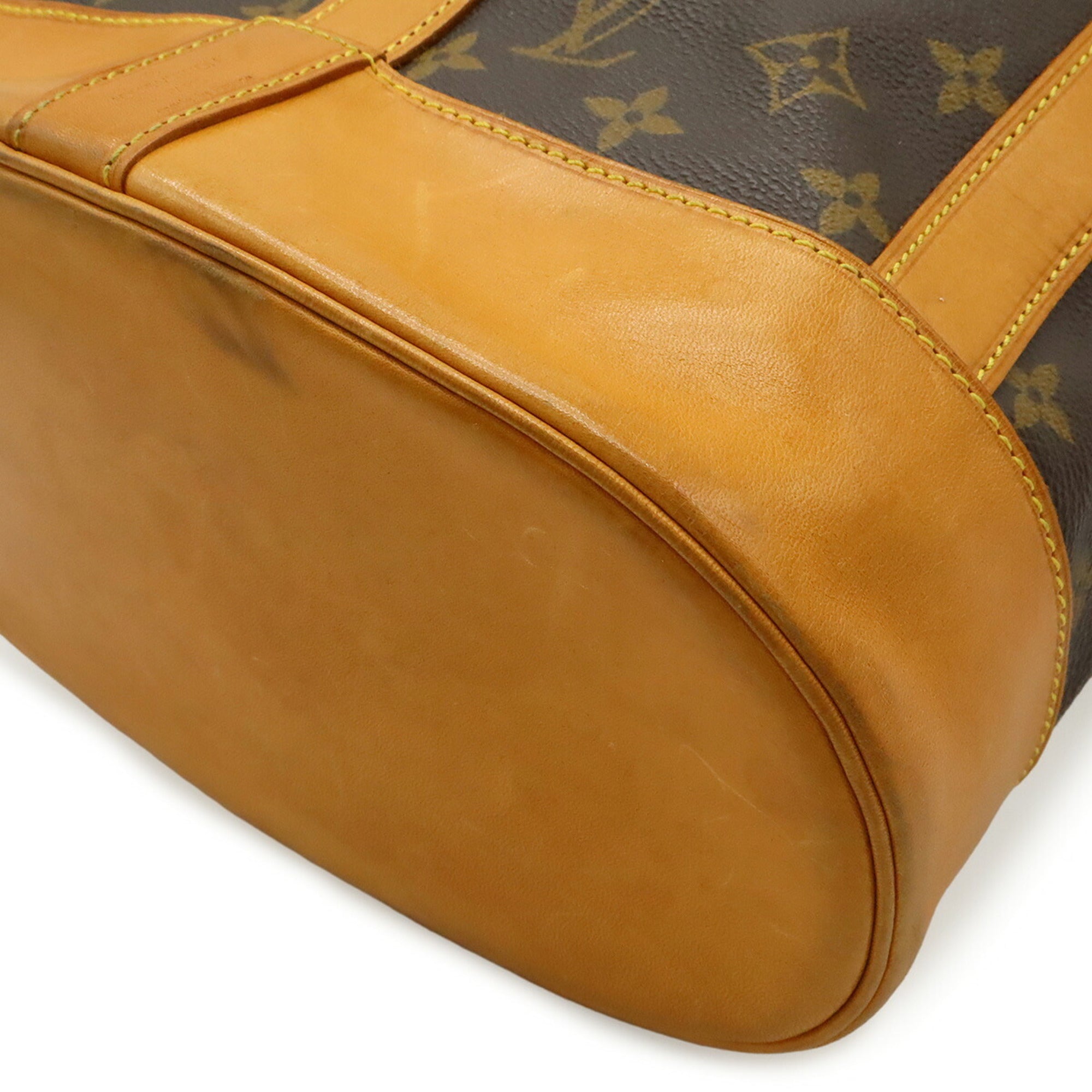 Louis Vuitton Brown Monogram Shoulder Bag (Pre-Owned)
