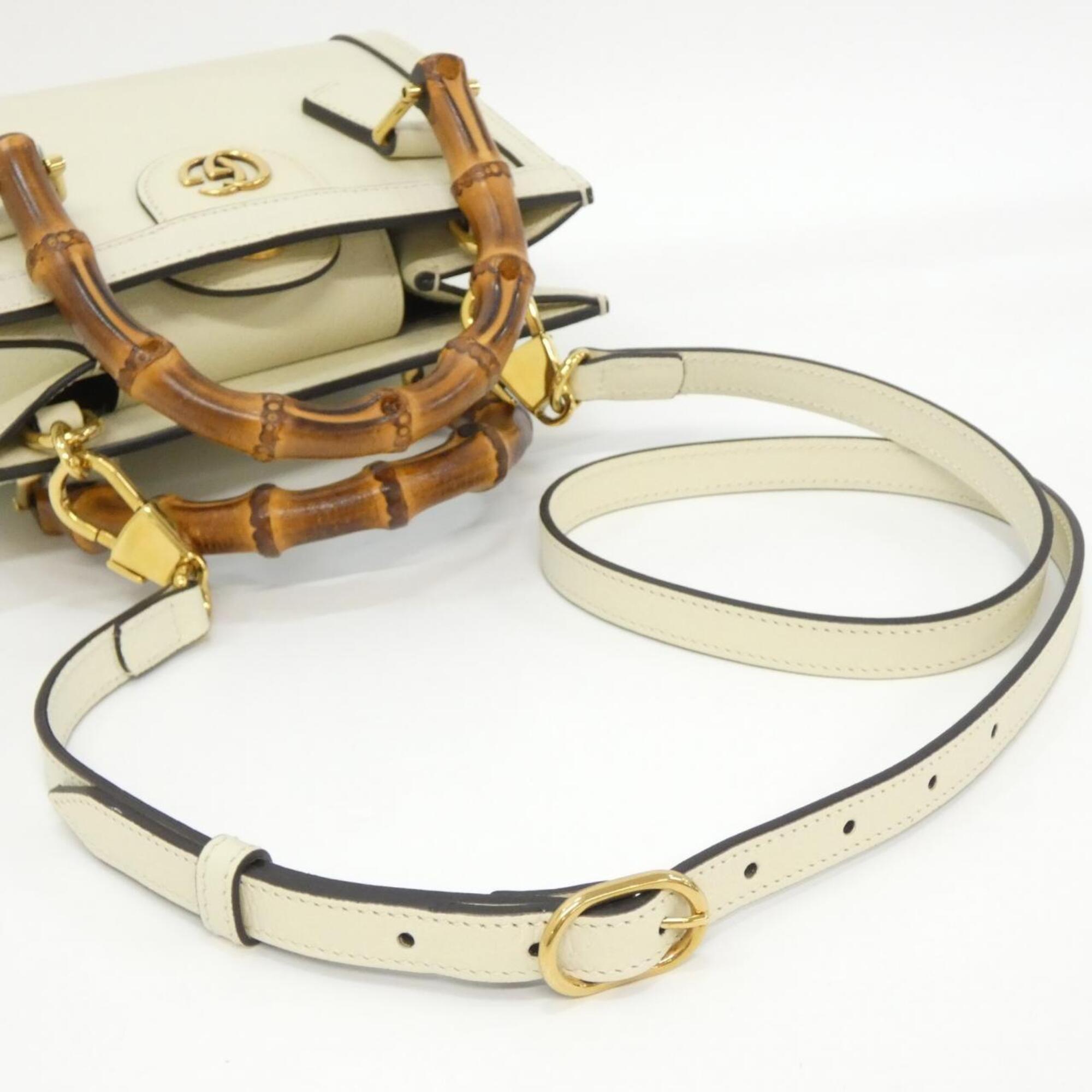 Gucci White Leather Handbag (Pre-Owned)