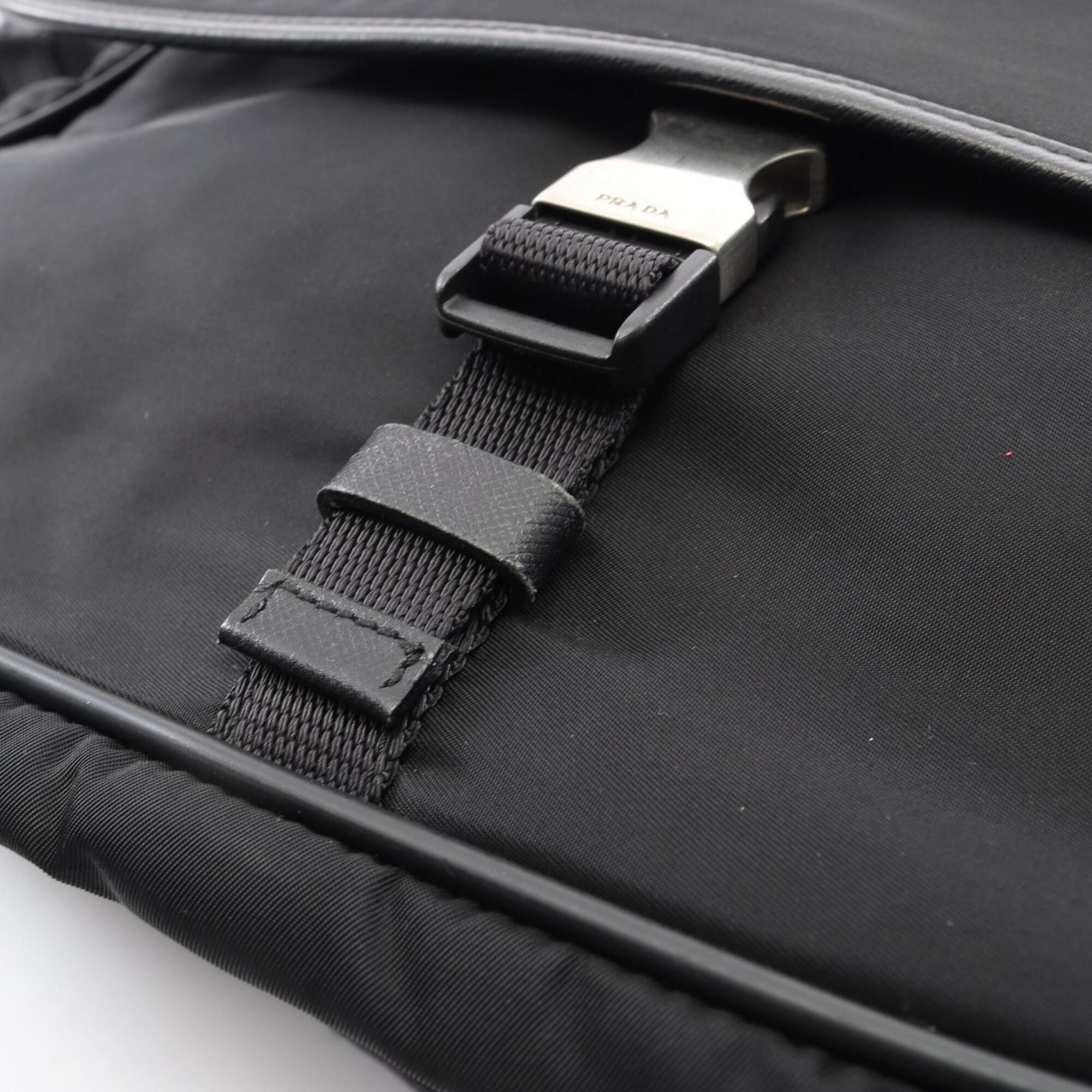 Prada Black Nylon Saffiano Triangle Handbag Shoulder Bag (Pre-Owned)