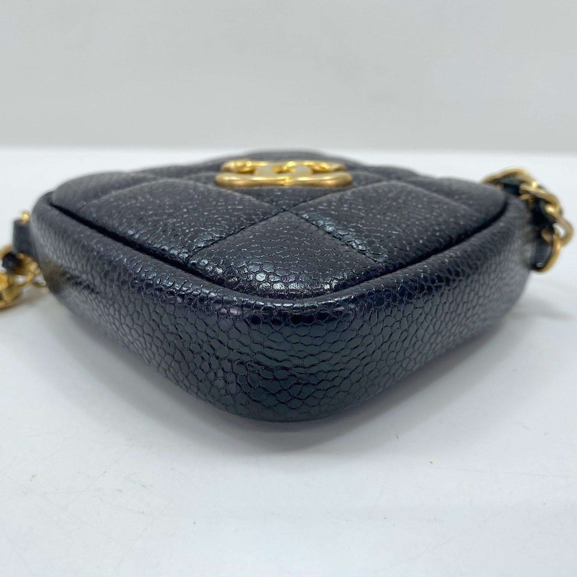 Chanel Black Shoulder Bag (Pre-Owned)