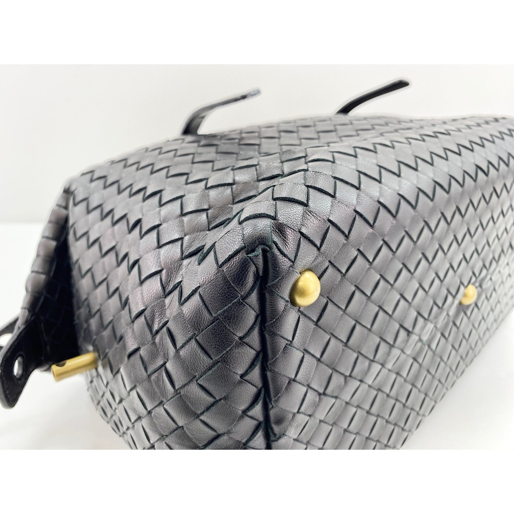 Bottega Veneta Black Boston Bag Handbag (Pre-Owned)