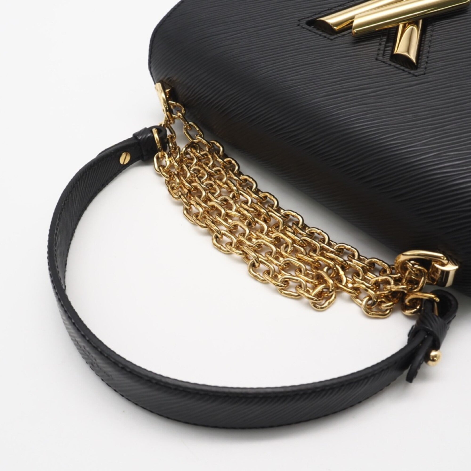 Louis Vuitton Black Noir Leather Shoulder Bag (Pre-Owned)