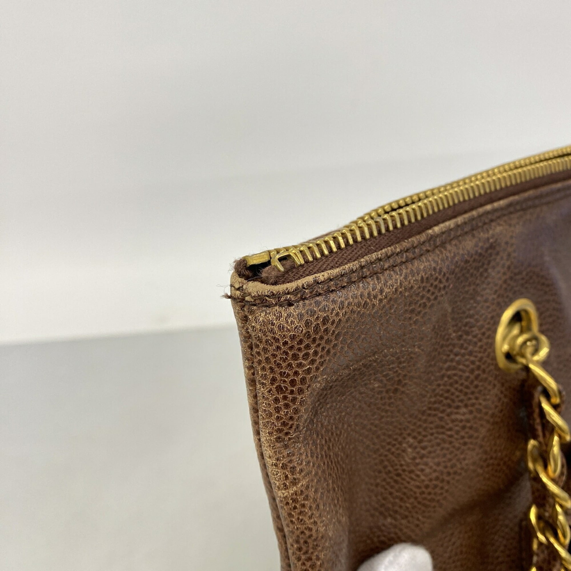 Chanel Brown Grained Calfskin Tote Bag (Pre-Owned)