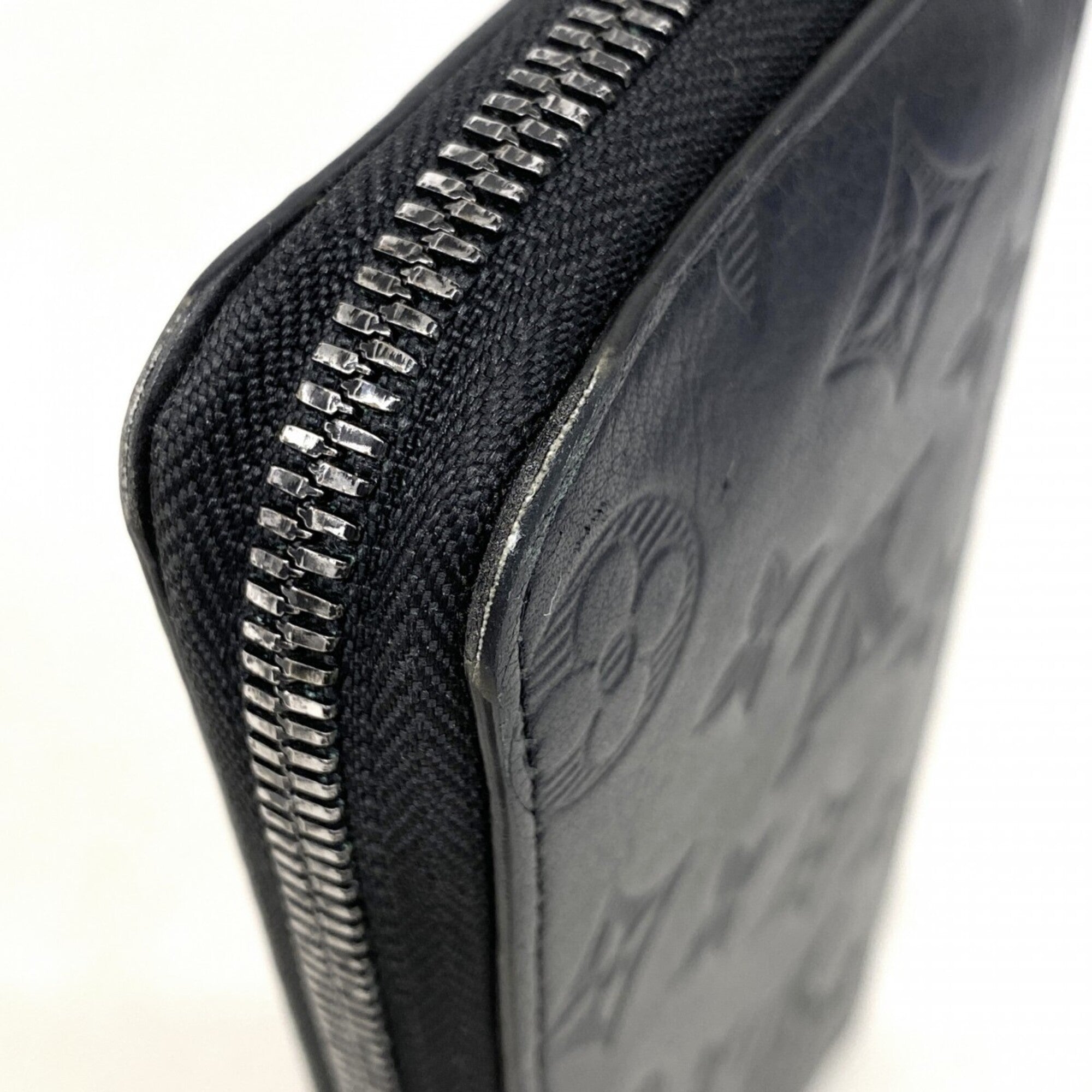 Louis Vuitton Black Long Wallet (Bi-Fold) (Pre-Owned)