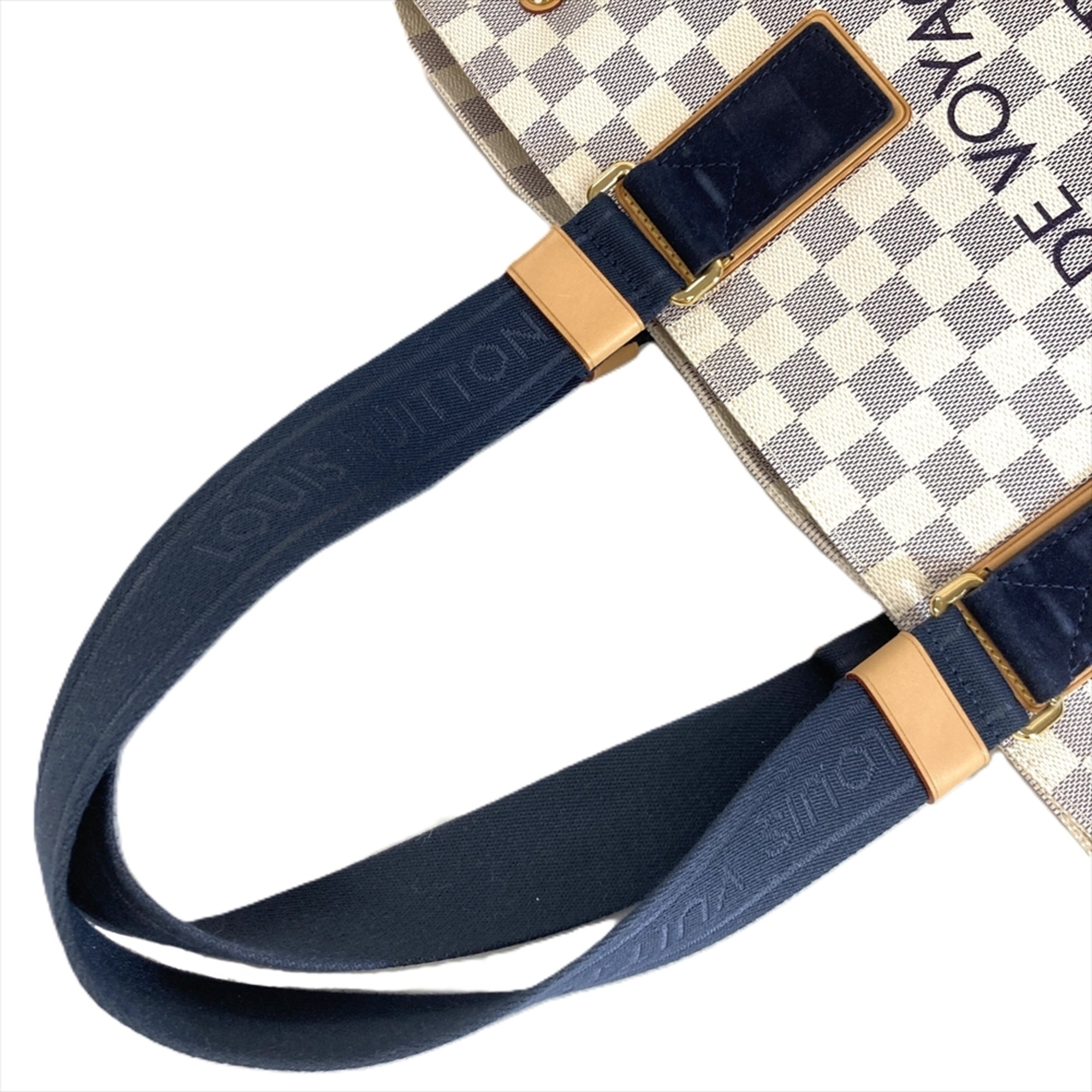 Louis Vuitton White Tote Bag (Pre-Owned)