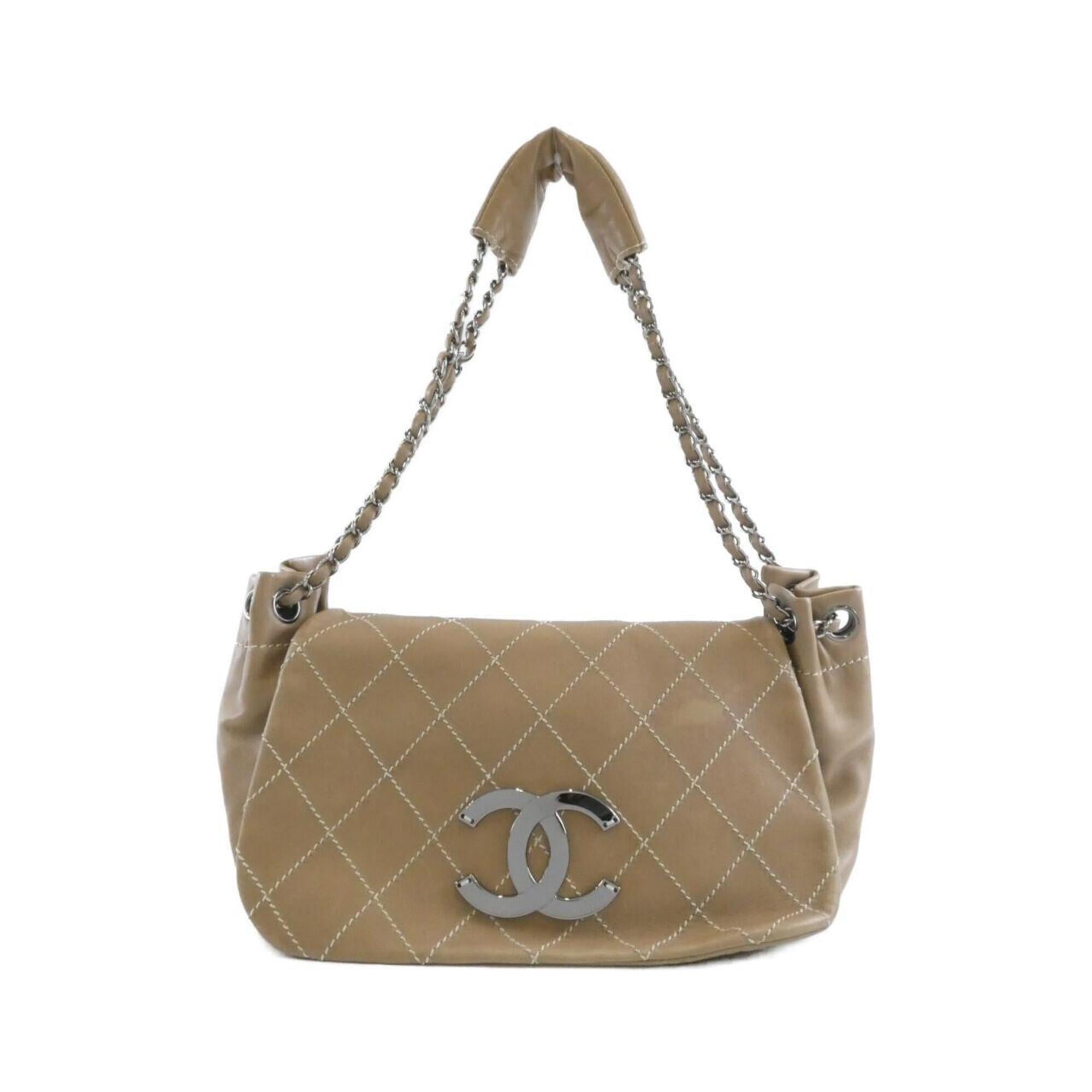 Chanel Beige Leather Shoulder Bag (Pre-Owned)