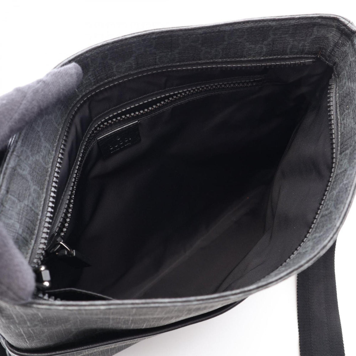 Gucci Black Gray Gg Supreme Handbag Shoulder Bag (Pre-Owned)