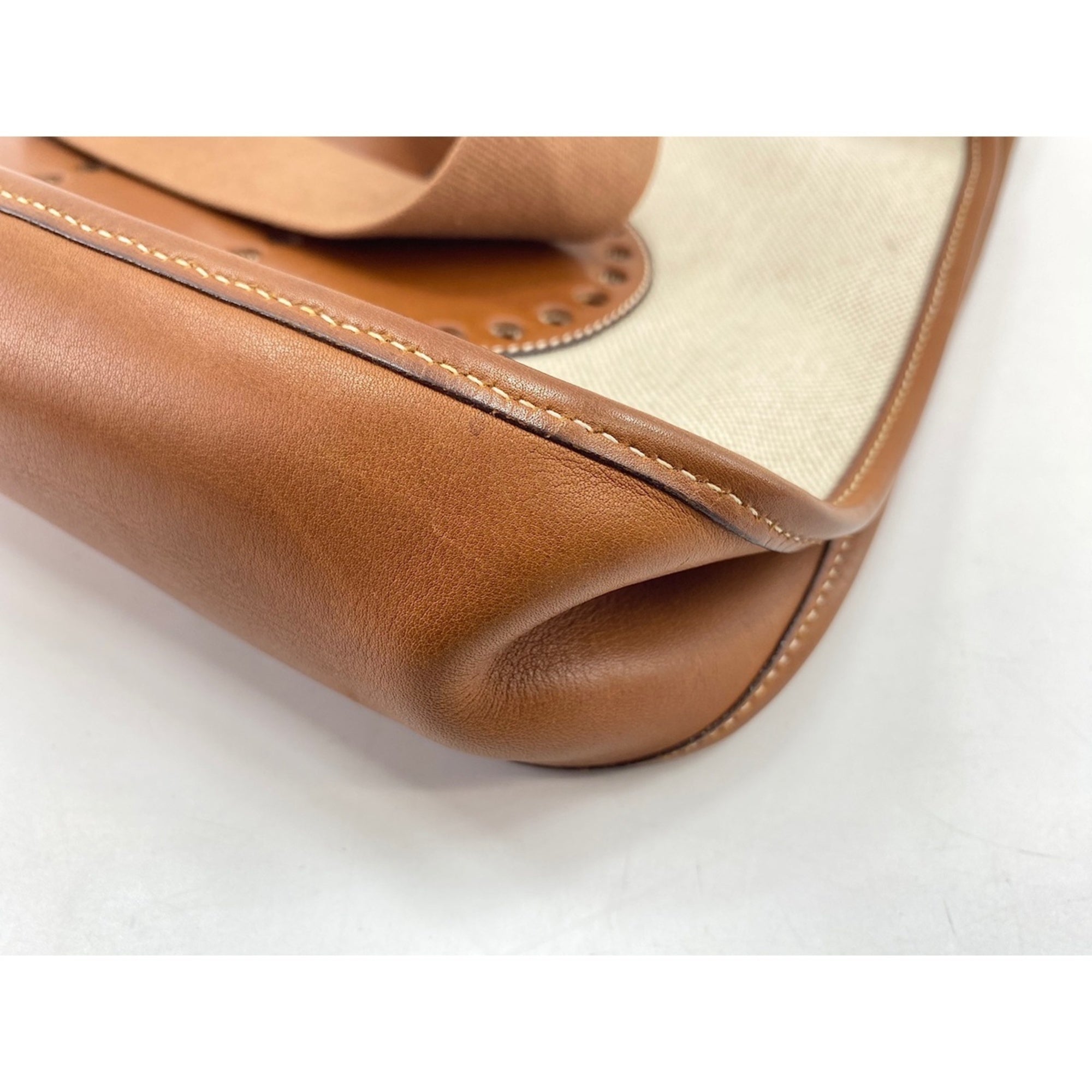 Hermes Brown Shoulder Bag (Pre-Owned)