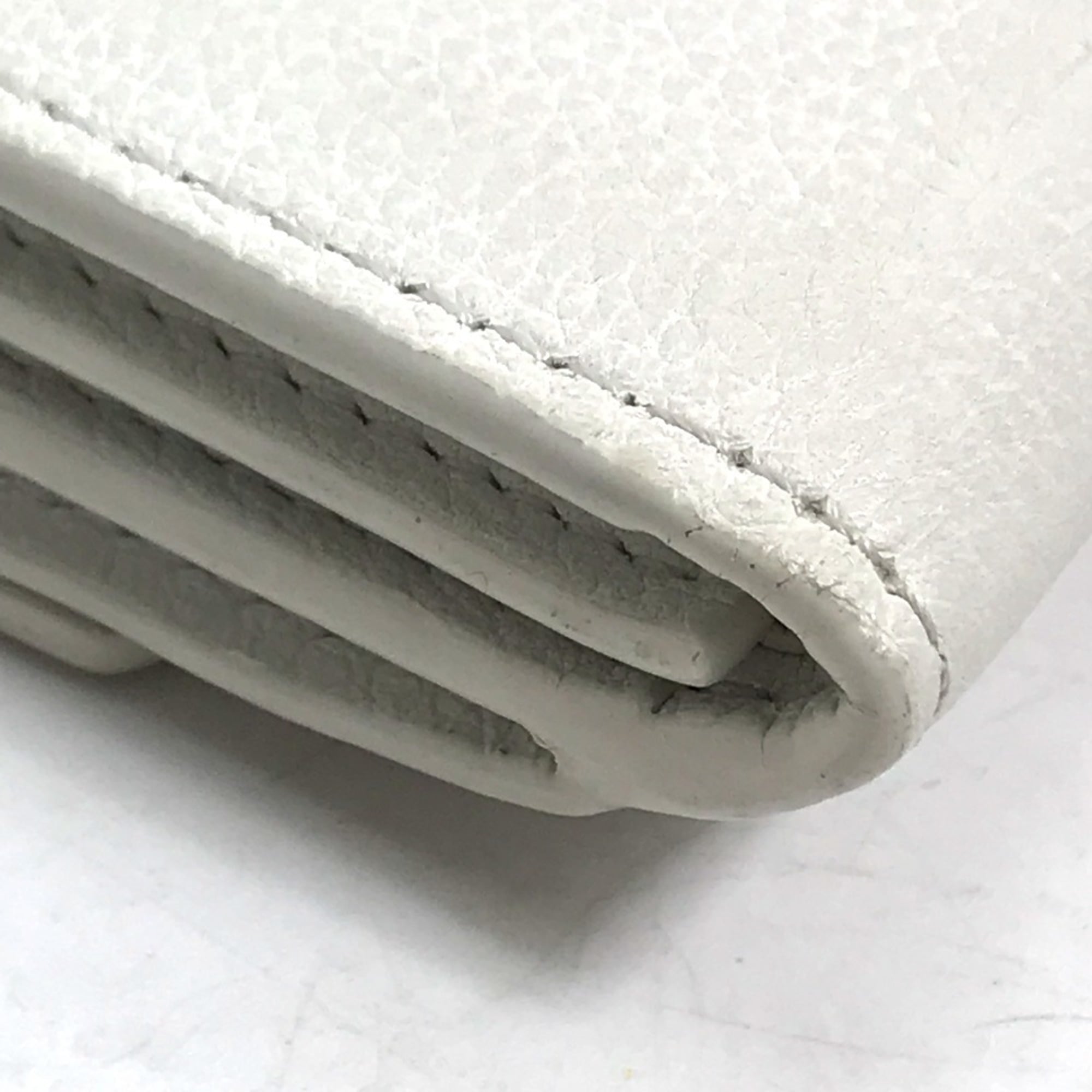 Louis Vuitton White Leather Wallet (Tri-Fold) (Pre-Owned)