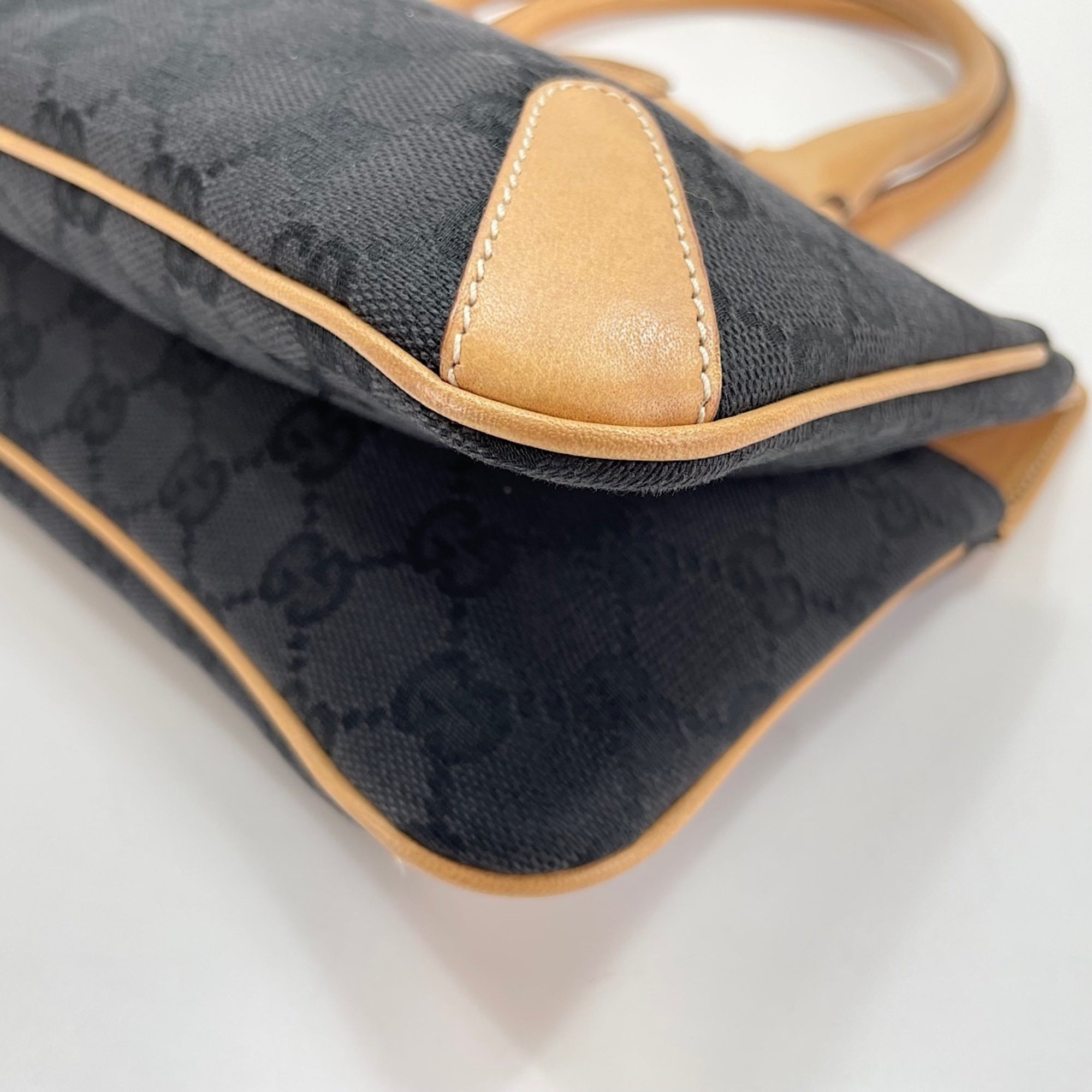 Gucci Black Tote Bag (Pre-Owned)