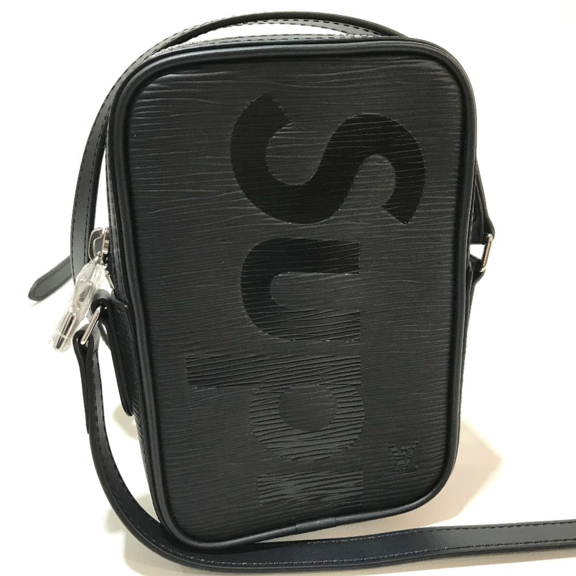 Louis Vuitton Epi Black Noir Epi Leather Pochette Shoulder Bag (Pre-Owned)