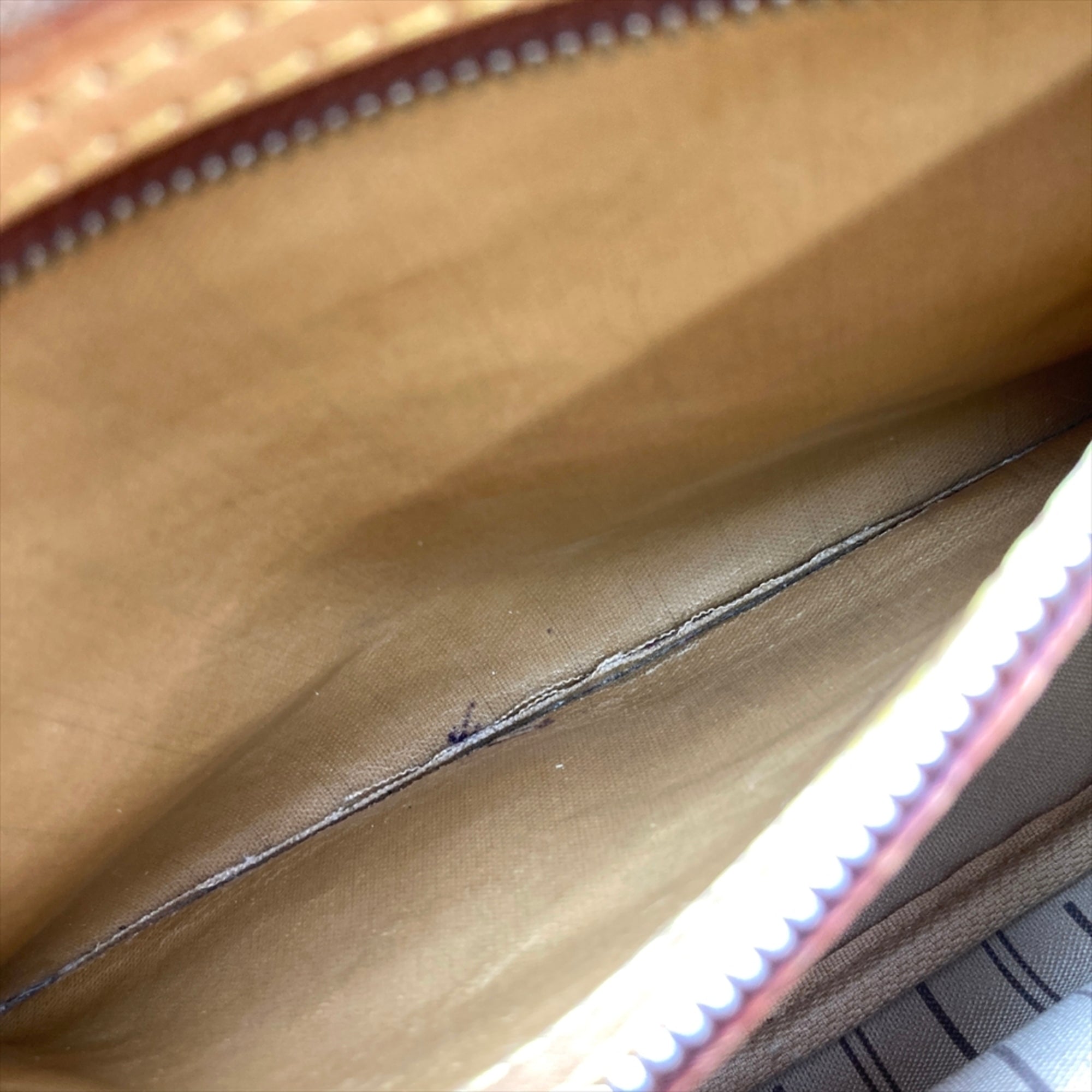 Louis Vuitton Brown Monogram Canvas Tote Bag (Pre-Owned)