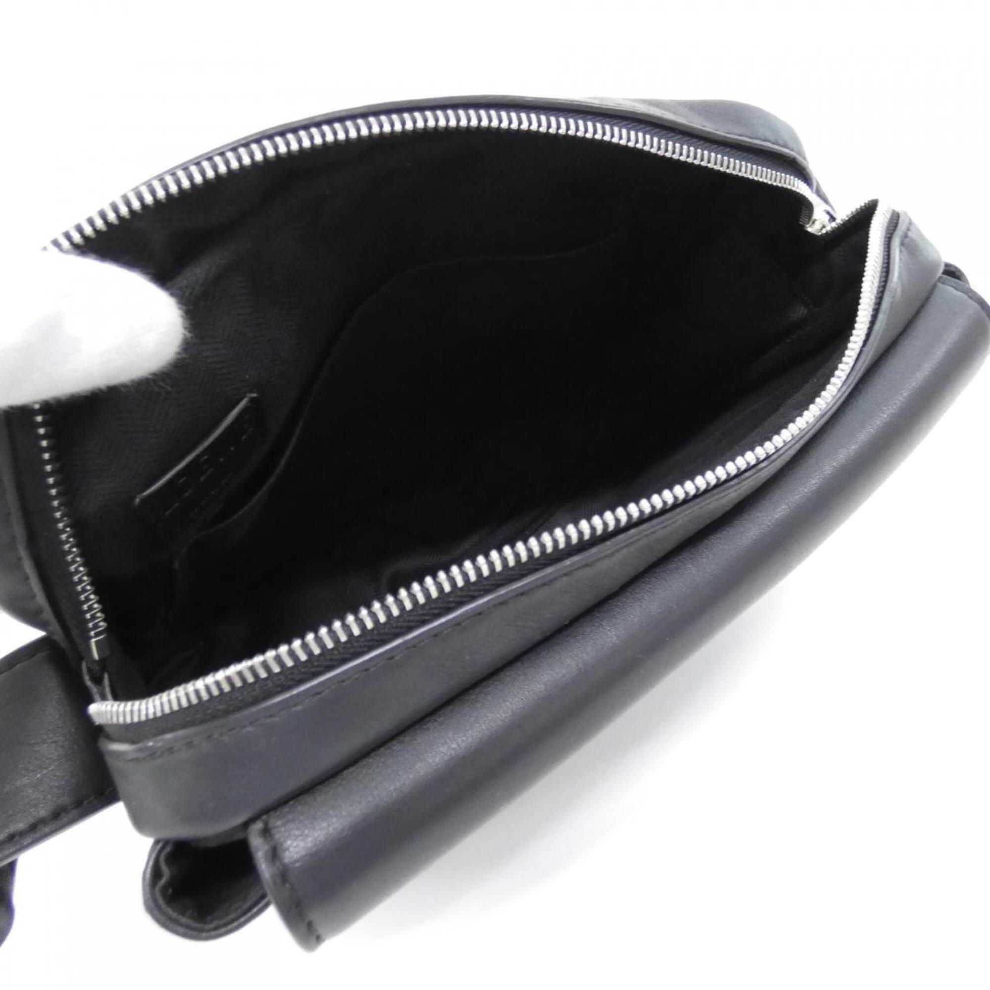 Loewe Black Leather Messenger Bag Shoulder Bag (Pre-Owned)