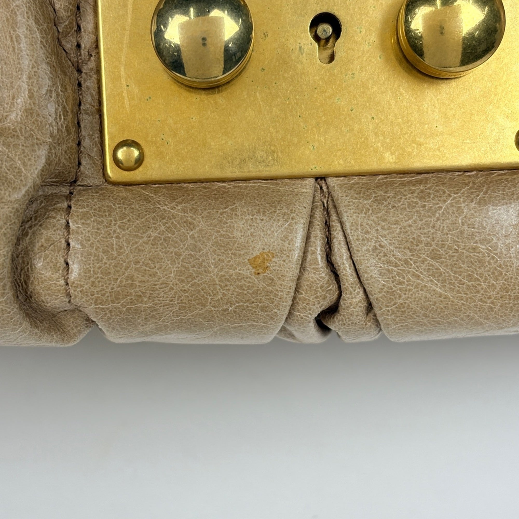Miu Miu Beige Handbag Shoulder Bag (Pre-Owned)