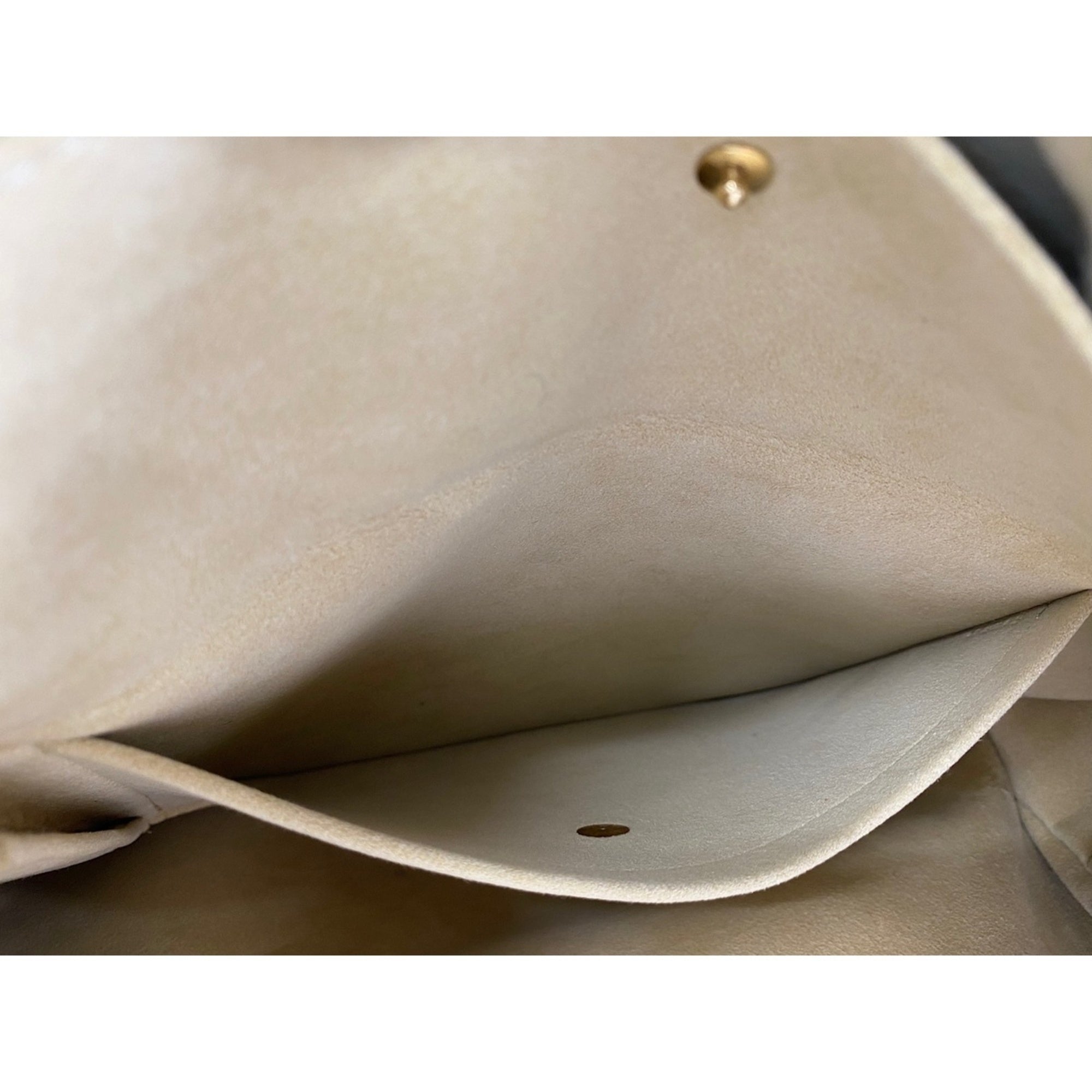 Louis Vuitton Brown Shoulder Bag (Pre-Owned)