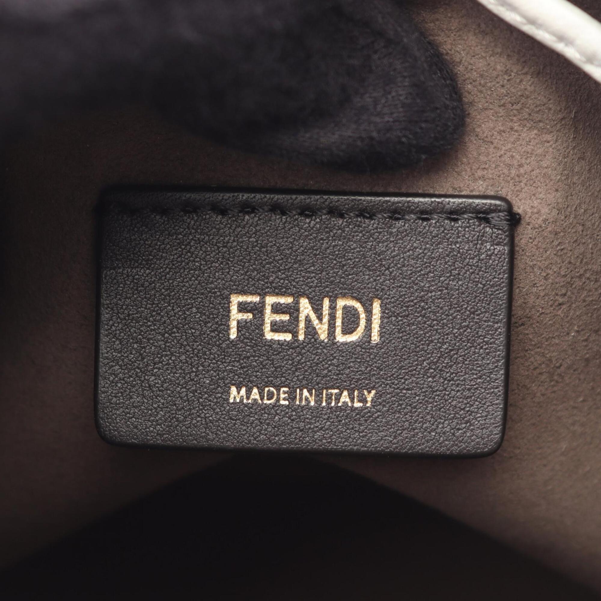 Fendi Navy Red Color White Leather Handbag (Pre-Owned)