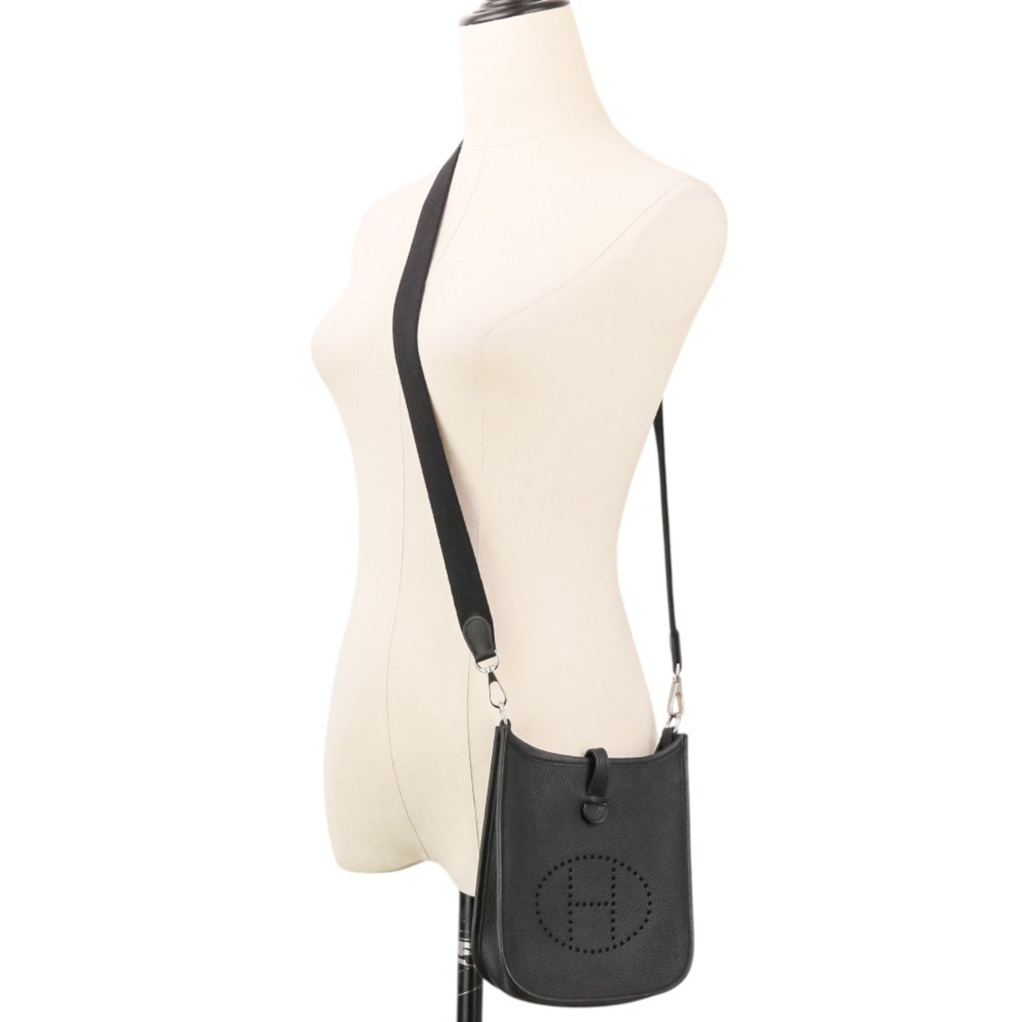 Hermes Black Taurillon Clemence Leather Shoulder Bag (Pre-Owned)