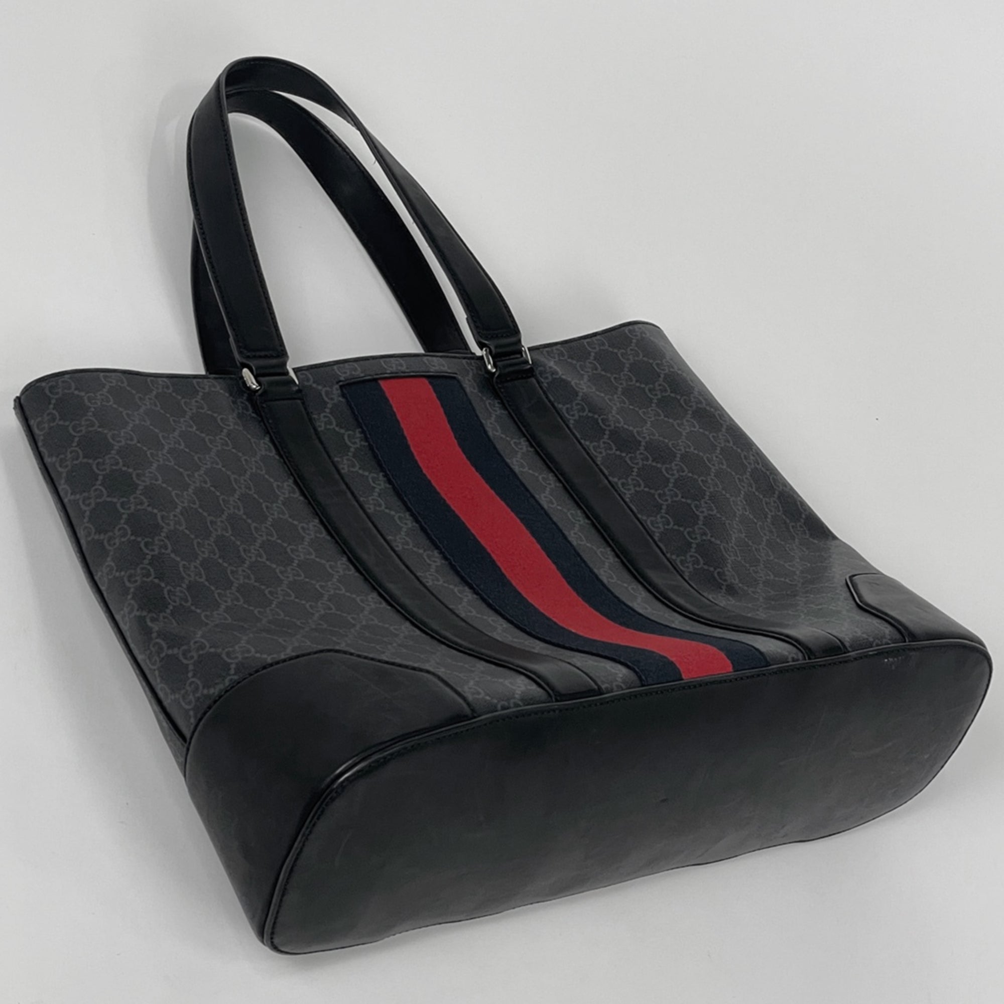 Gucci Black Gg Supreme Leather Tote Bag (Pre-Owned)