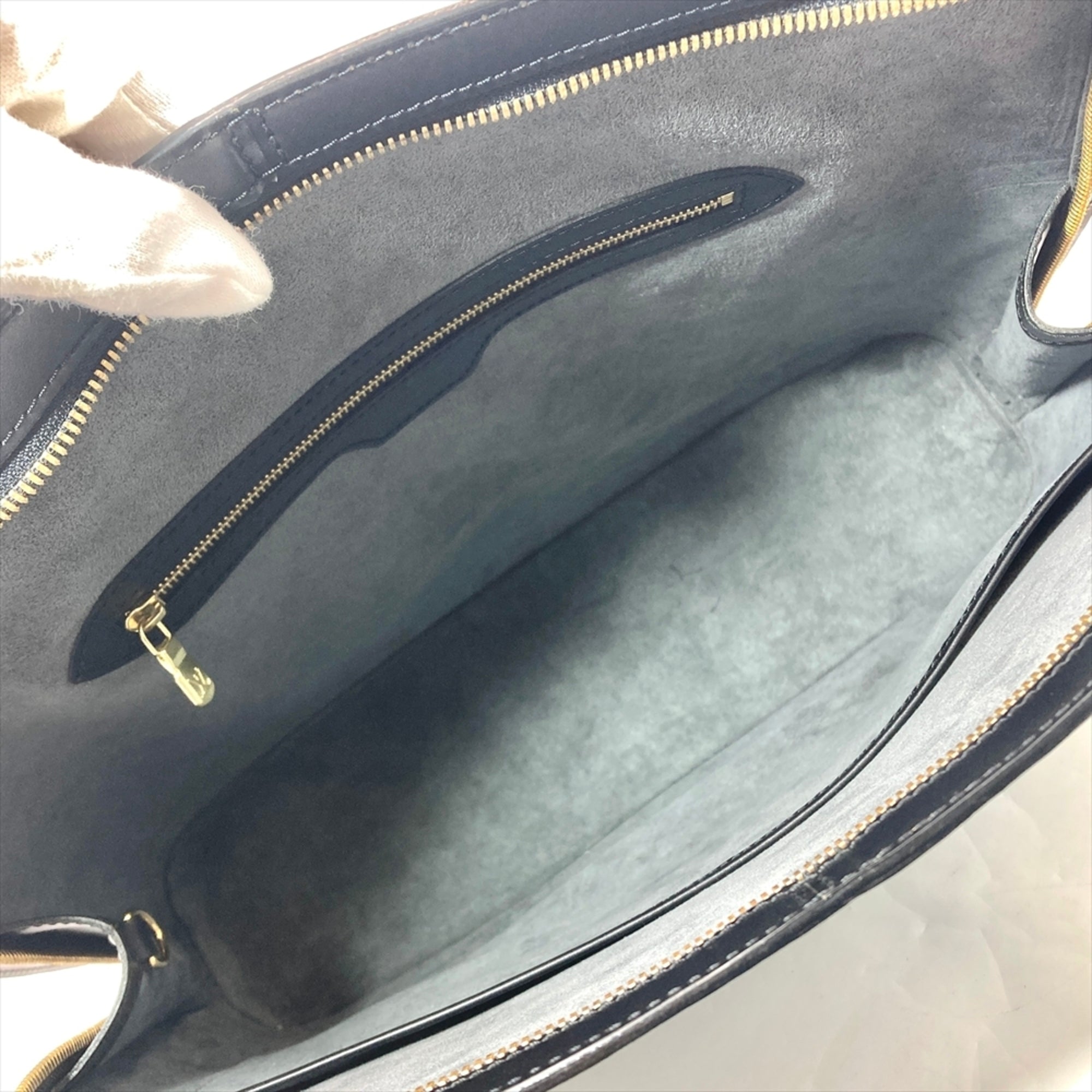 Louis Vuitton Black Noir Epi Leather Shoulder Bag Tote Bag (Pre-Owned)