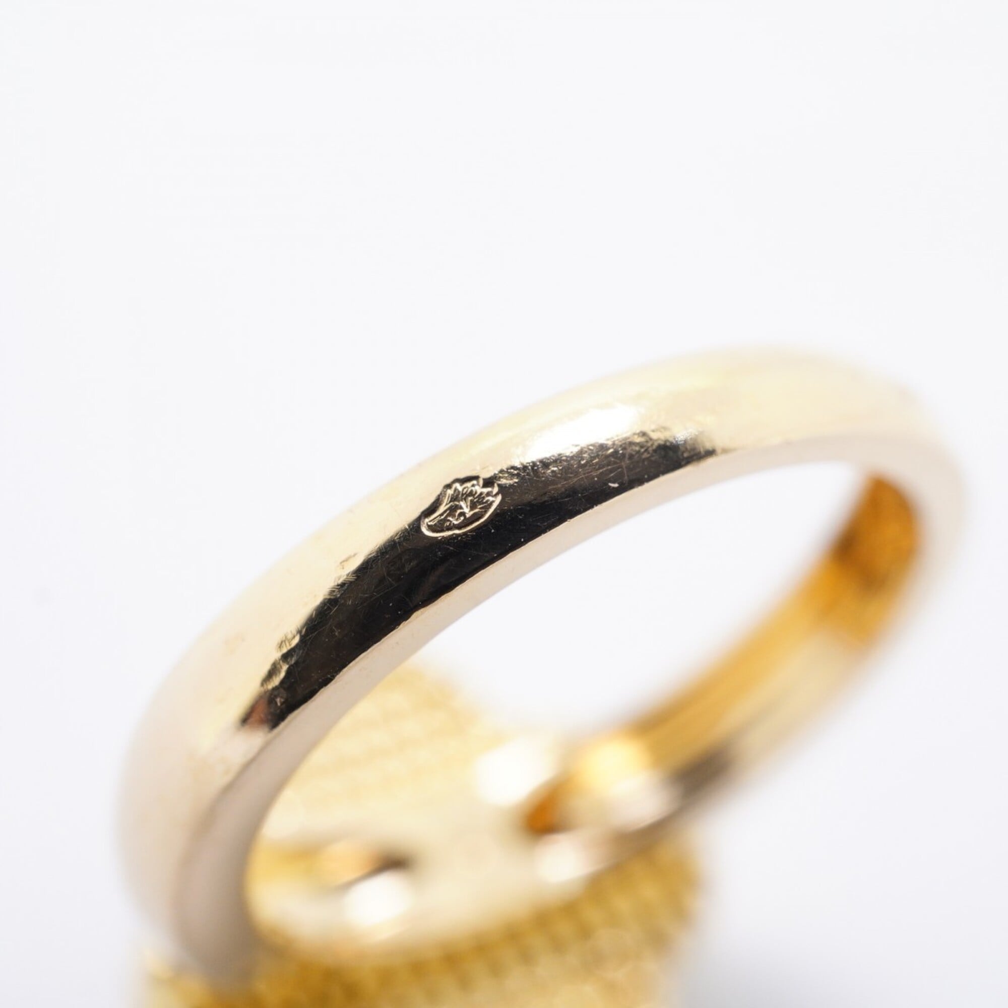 Van Cleef & Arpels Yellow Gold (18K) Mother Of Pearl Band Ring (Pre-Owned)