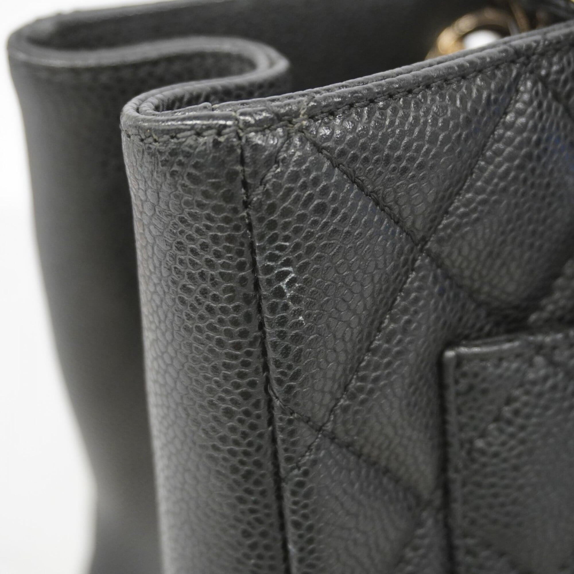 Chanel Black Grained Calfskin Tote Bag (Pre-Owned)
