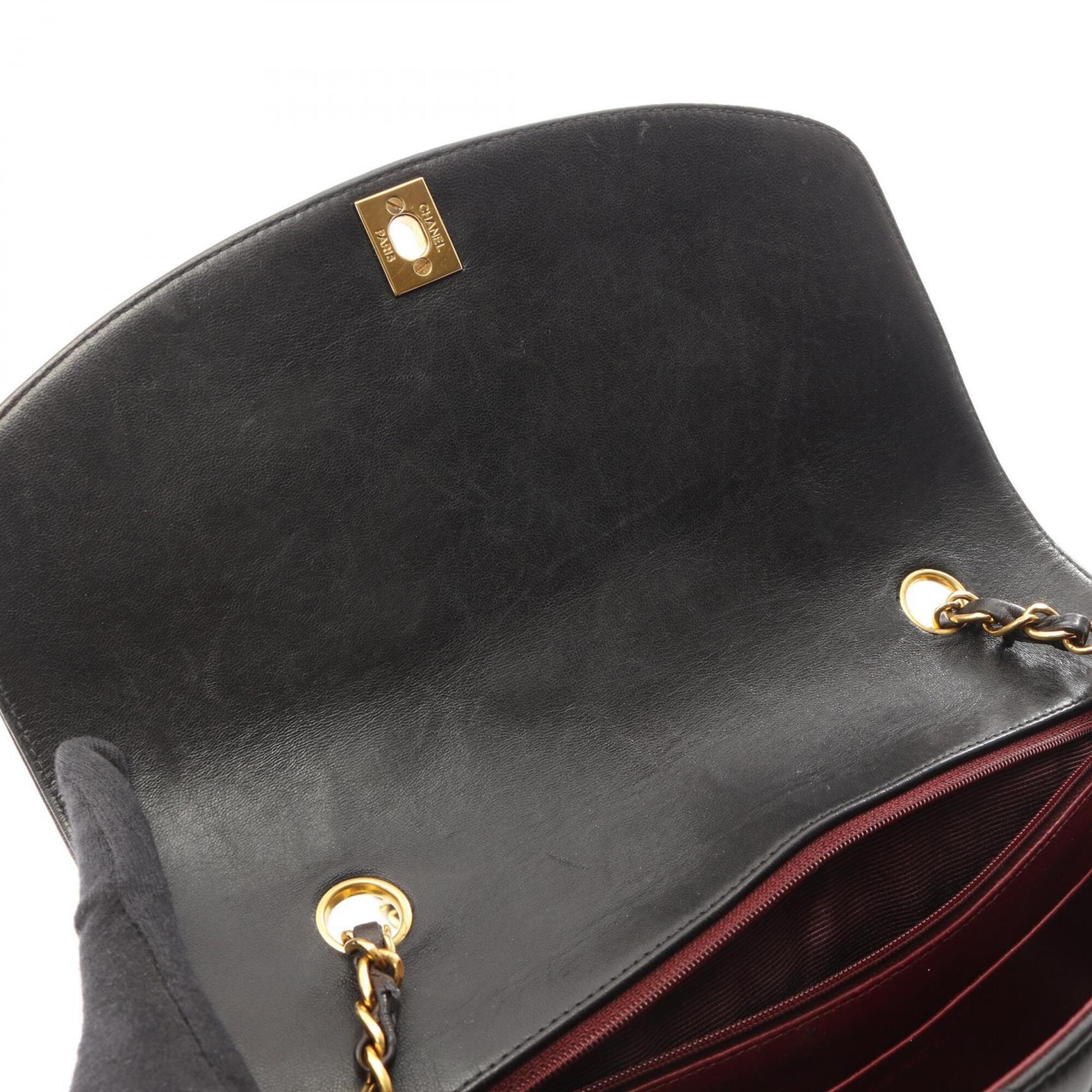 Chanel Black Leather Handbag Shoulder Bag (Pre-Owned)