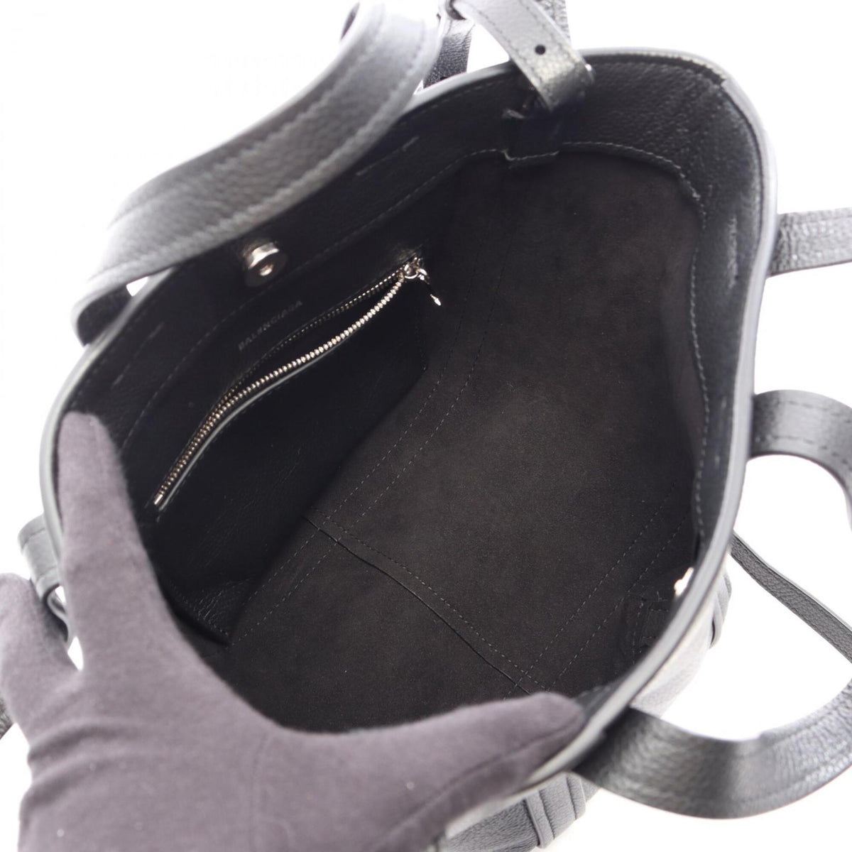 Balenciaga Black Leather Handbag (Pre-Owned)
