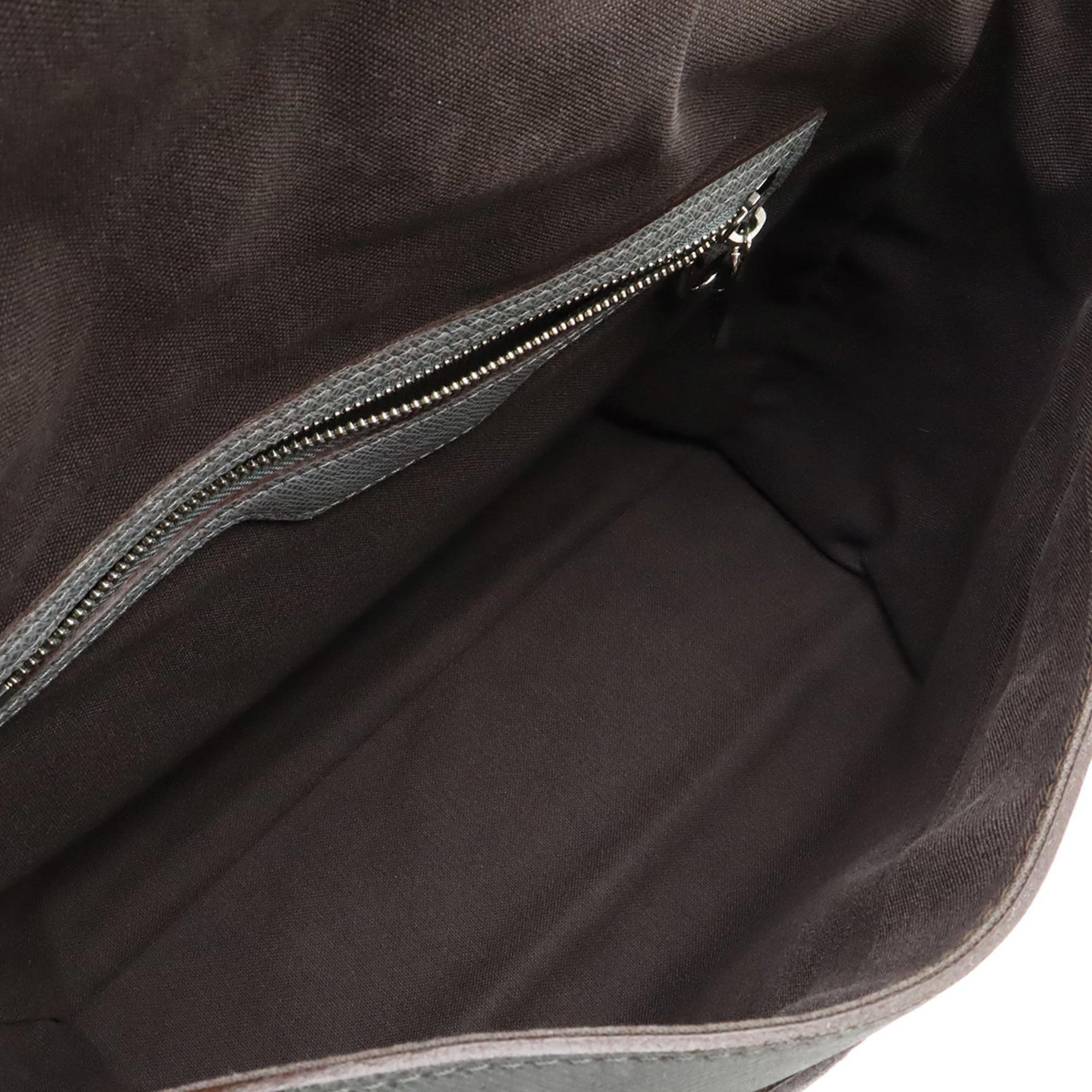Louis Vuitton Gray Leather Handbag Shoulder Bag (Pre-Owned)