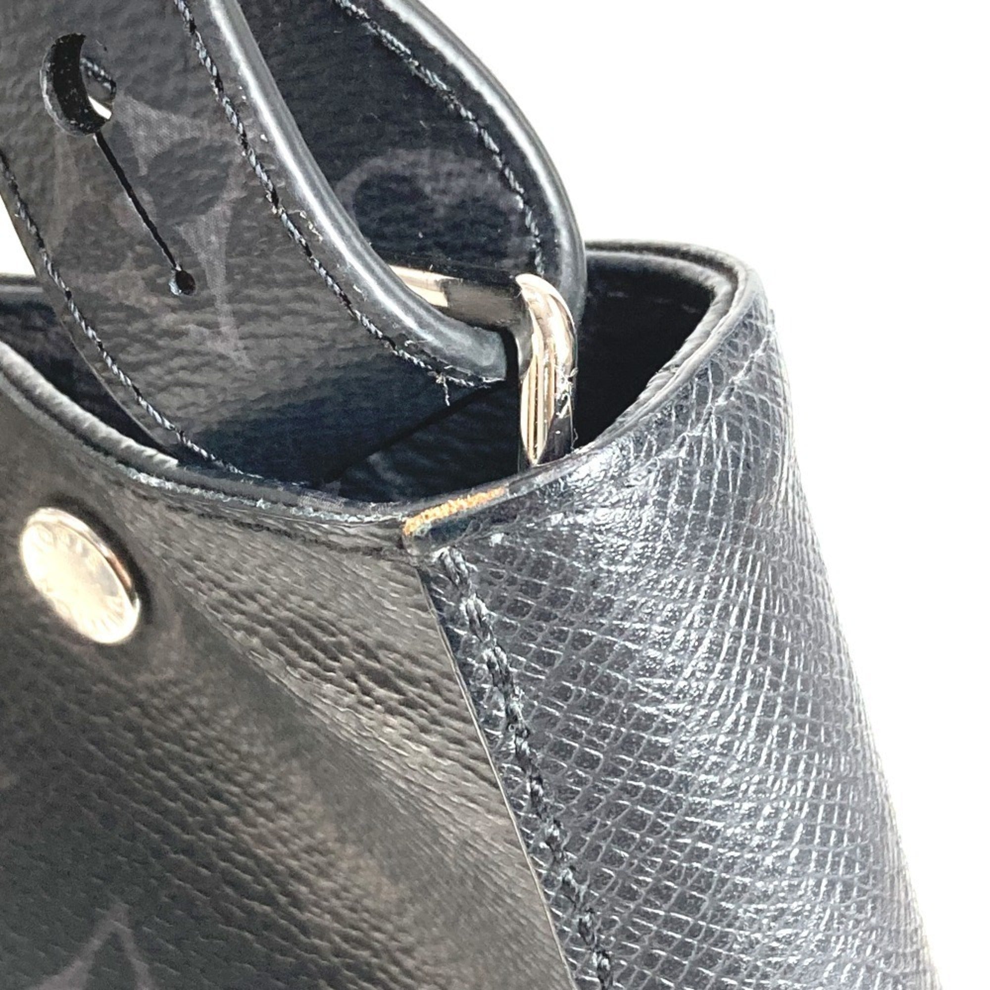 Louis Vuitton Black Taigarama Monogram Eclipse Handbag Shoulder Bag Tote Bag (Pre-Owned)