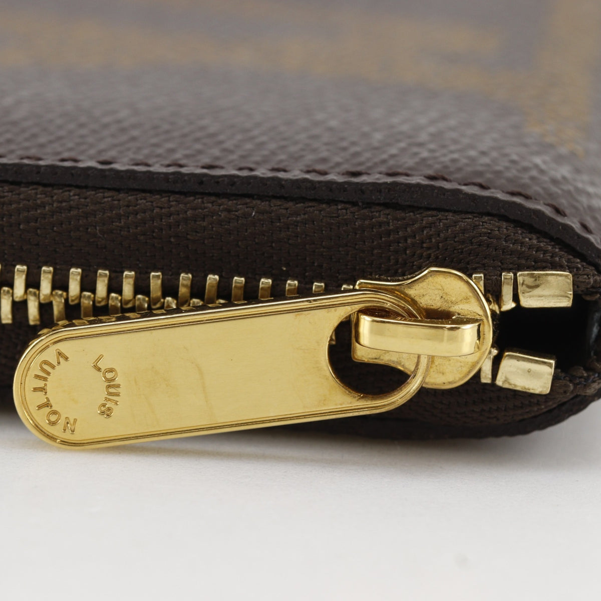Louis Vuitton Brown Monogram Coin Purse/Coin Case (Pre-Owned)