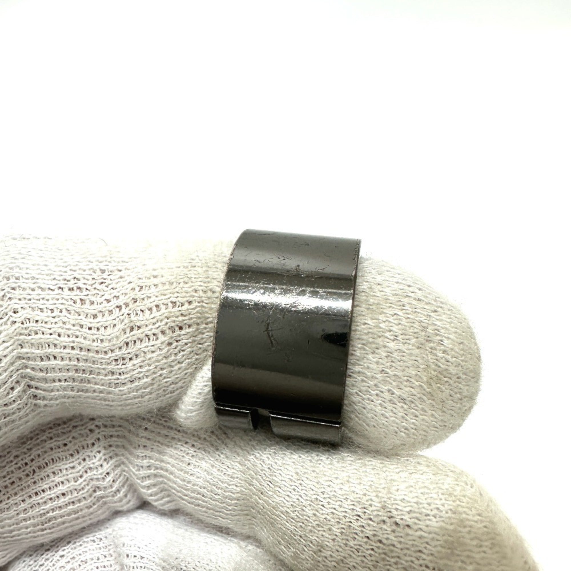 Gucci Silver Black Metal Band Ring (Pre-Owned)