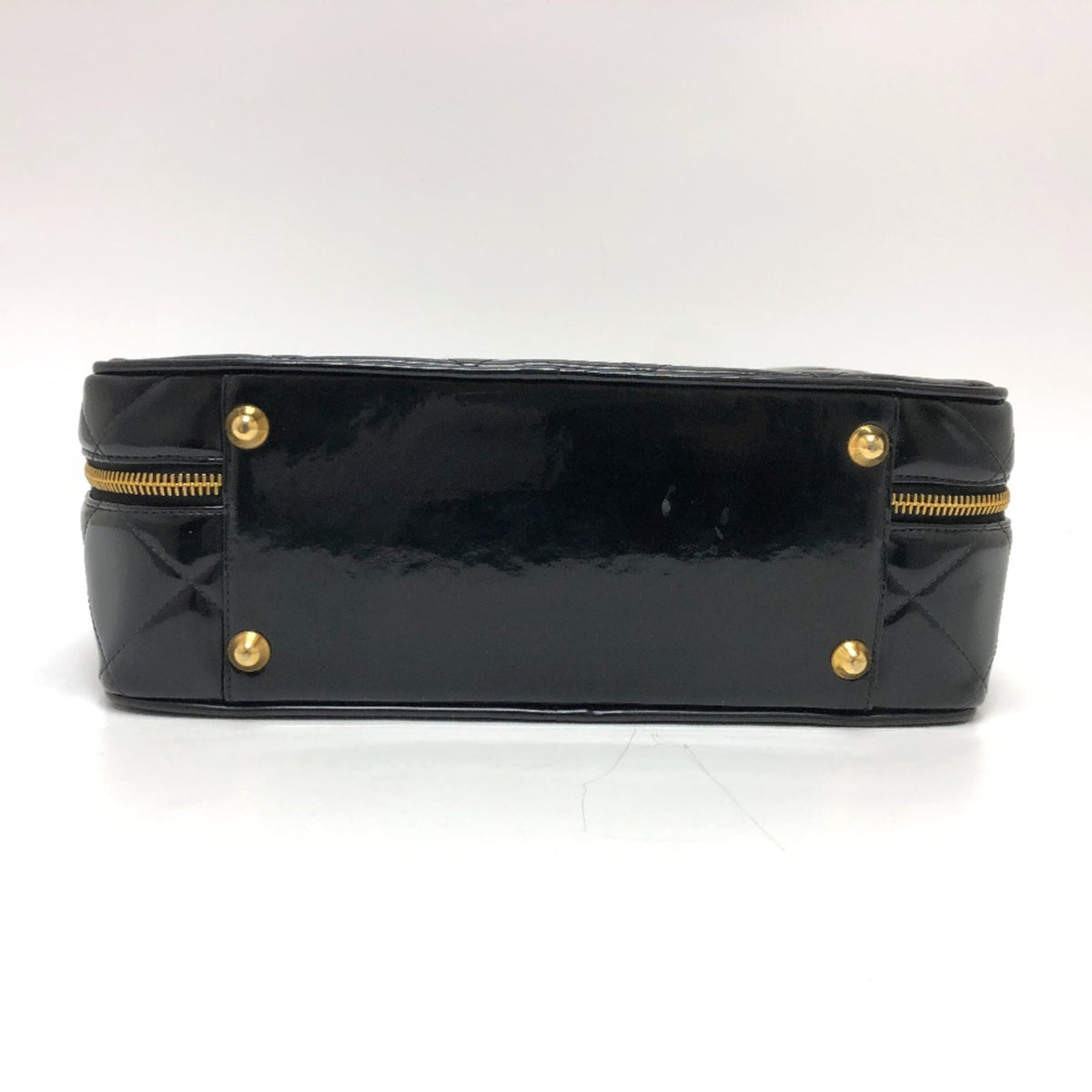 Chanel Black Patent Leather Handbag (Pre-Owned)