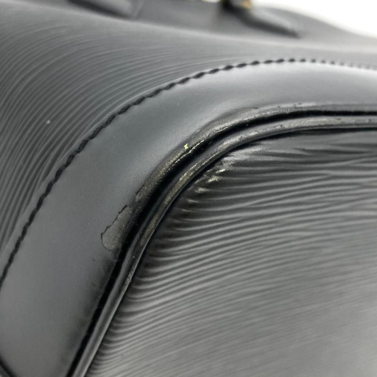 Louis Vuitton Black Noir Epi Leather Handbag (Pre-Owned)