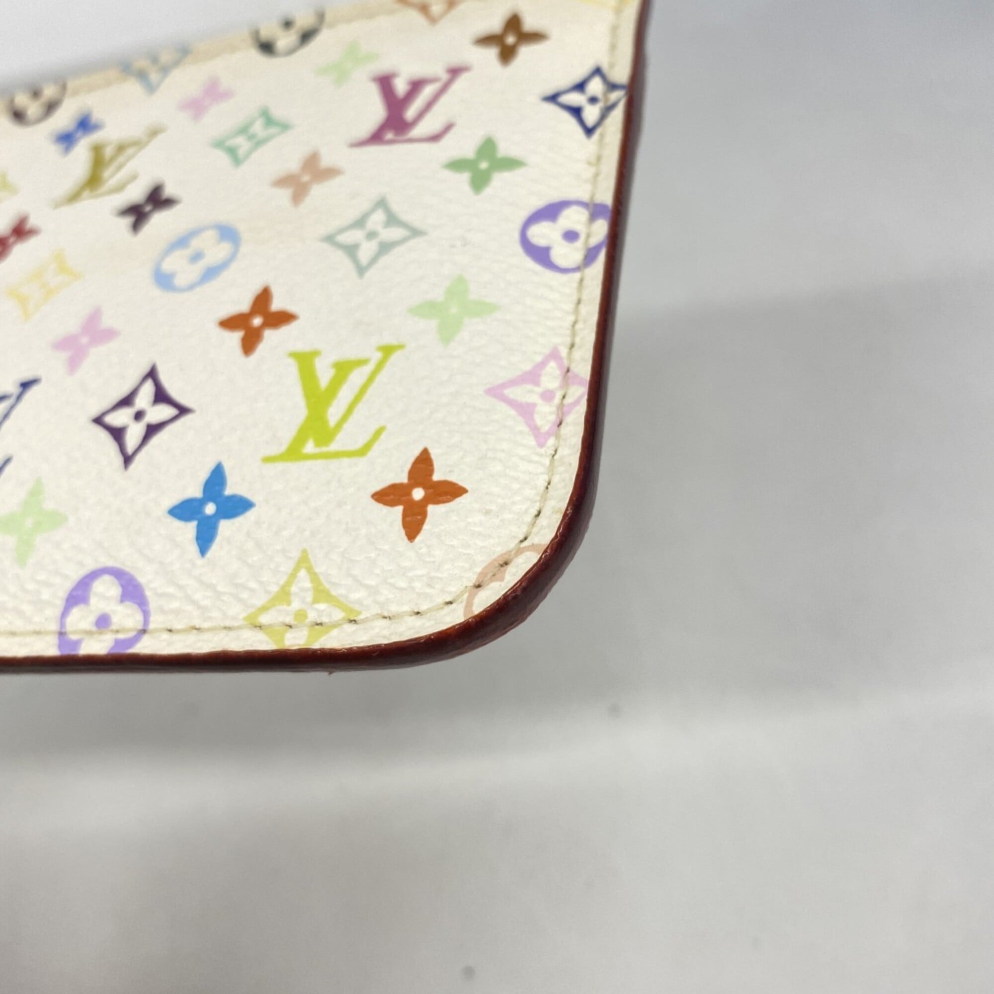Louis Vuitton Blanc Coin Purse/Coin Case (Pre-Owned)