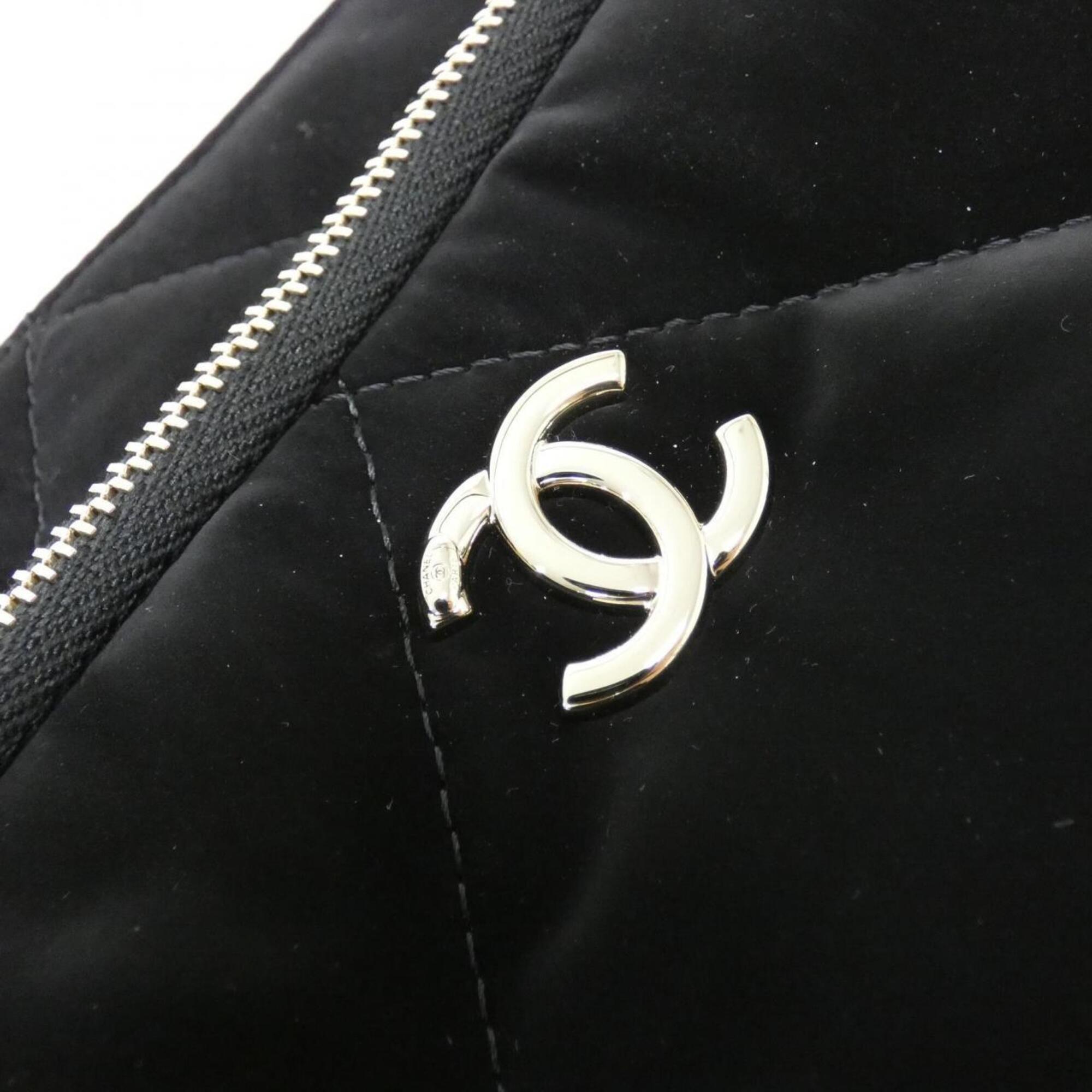 Chanel Black Handbag Shoulder Bag (Pre-Owned)