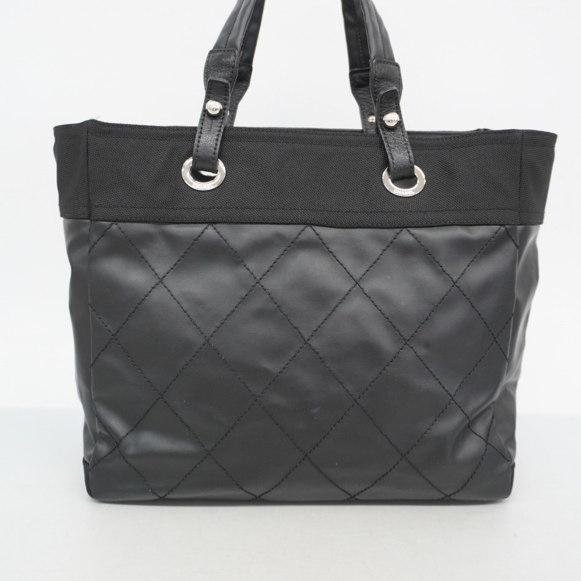 Chanel Black Leather Tote Bag (Pre-Owned)