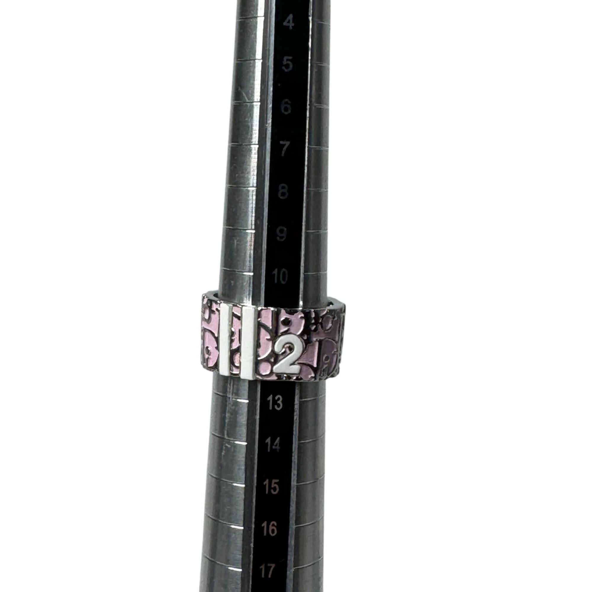 Christian Dior Silver Pink Metal Band Ring (Pre-Owned)