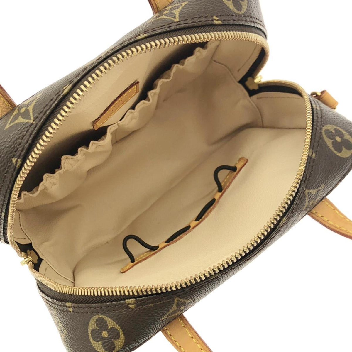 Louis Vuitton Marron Monogram Coated Canvas Handbag (Pre-Owned)