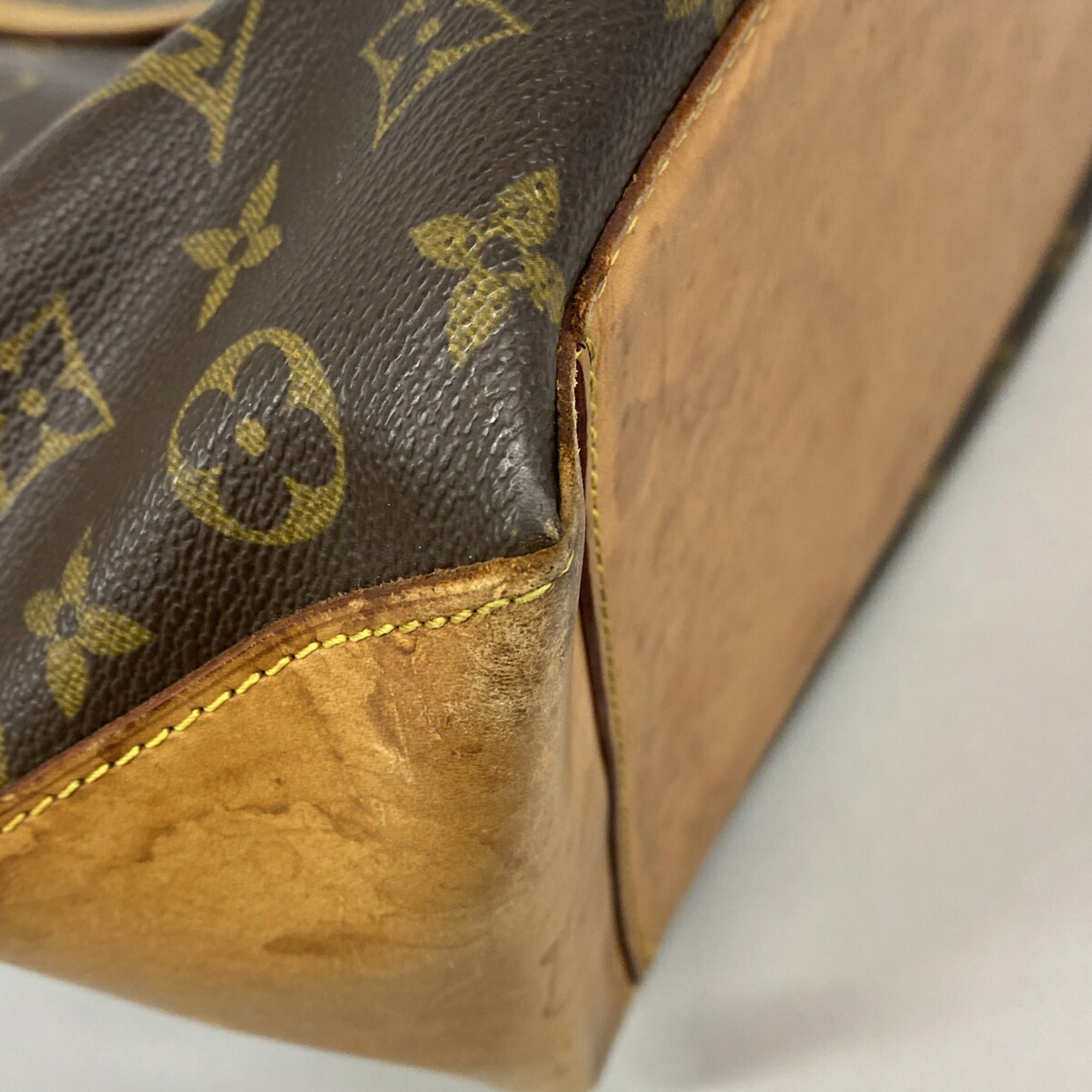 Louis Vuitton Brown Tote Bag (Pre-Owned)