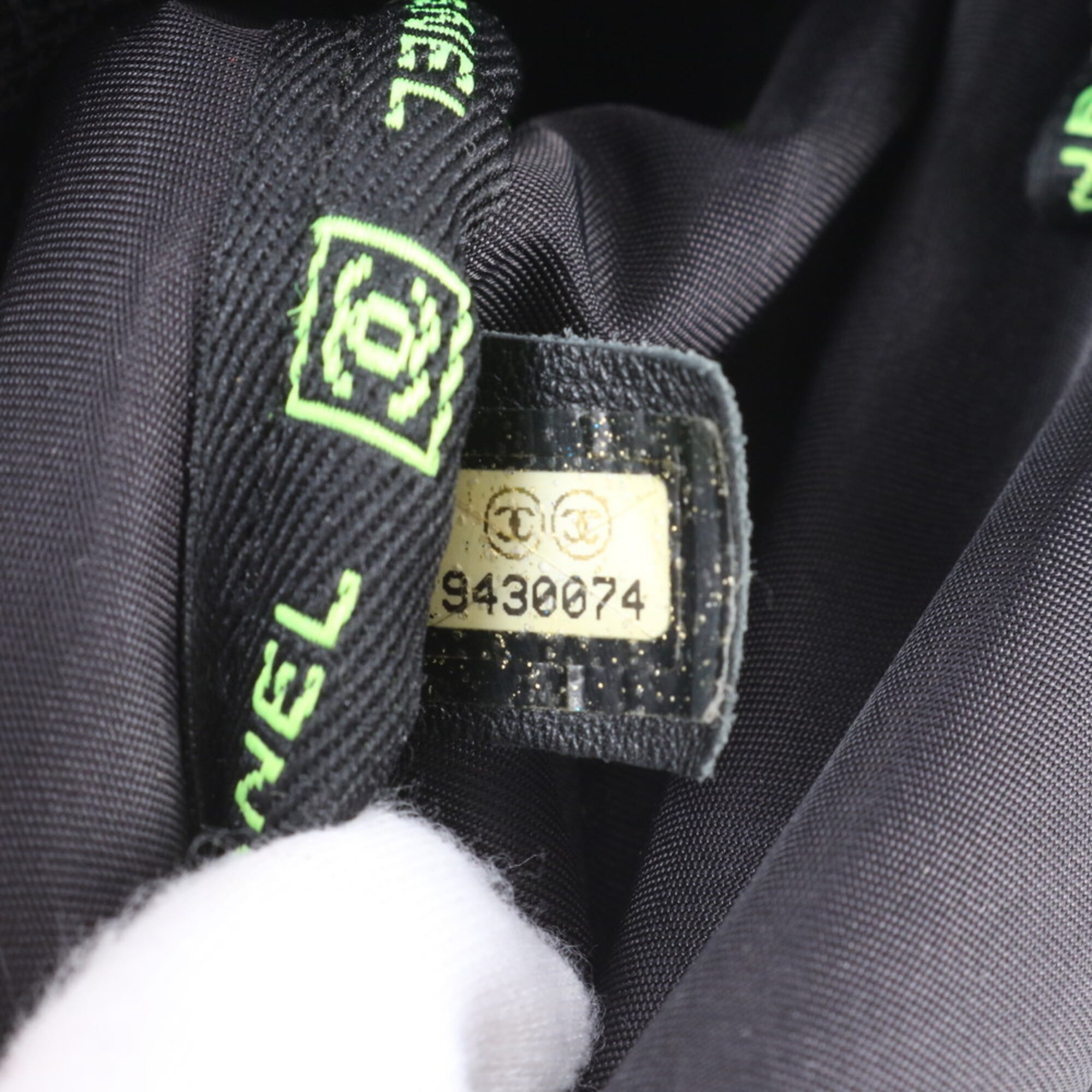 Chanel Sport Black Yellow Shoulder Bag (Pre-Owned)