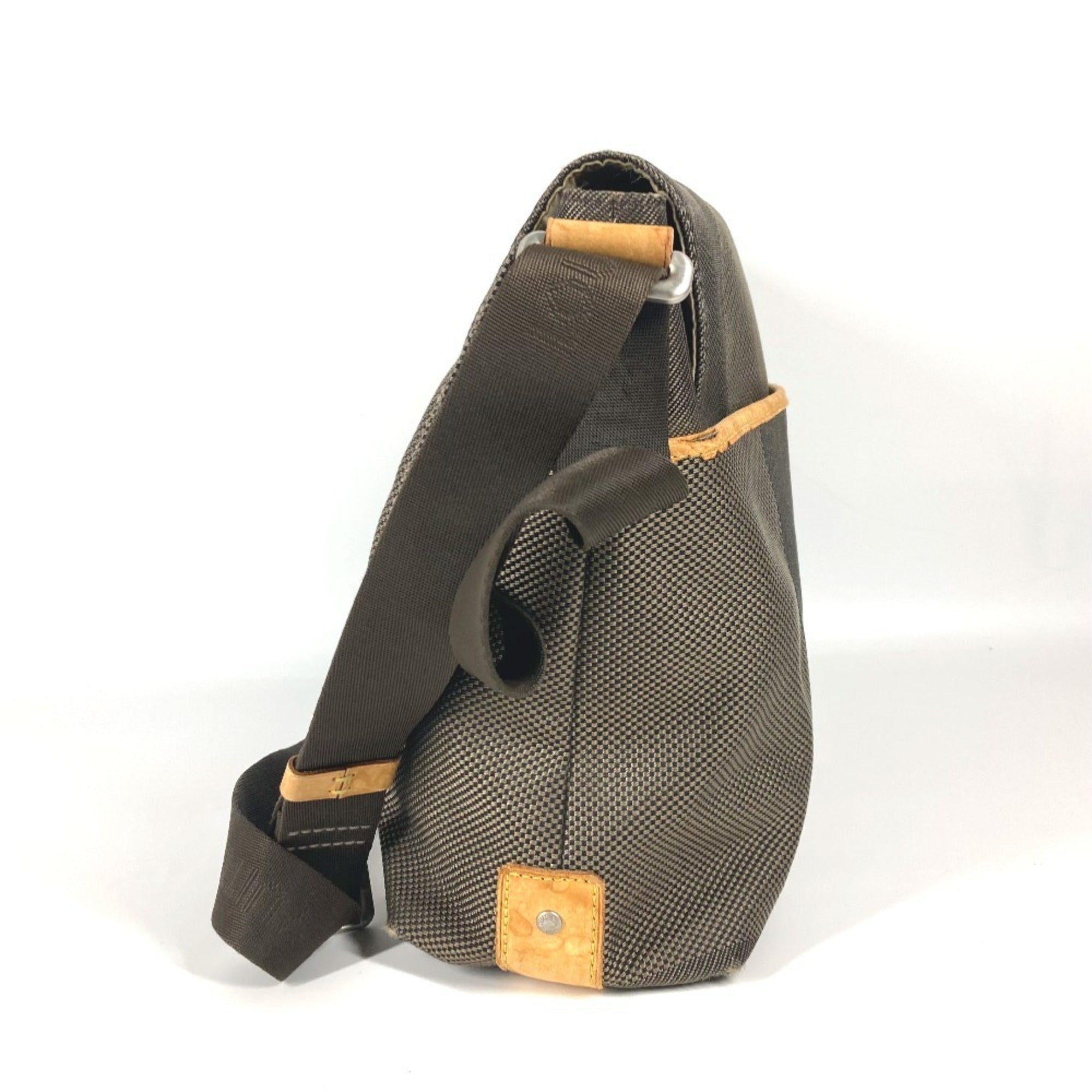 Louis Vuitton Earth Khaki Damier Geant Messenger Bag Shoulder Bag (Pre-Owned)