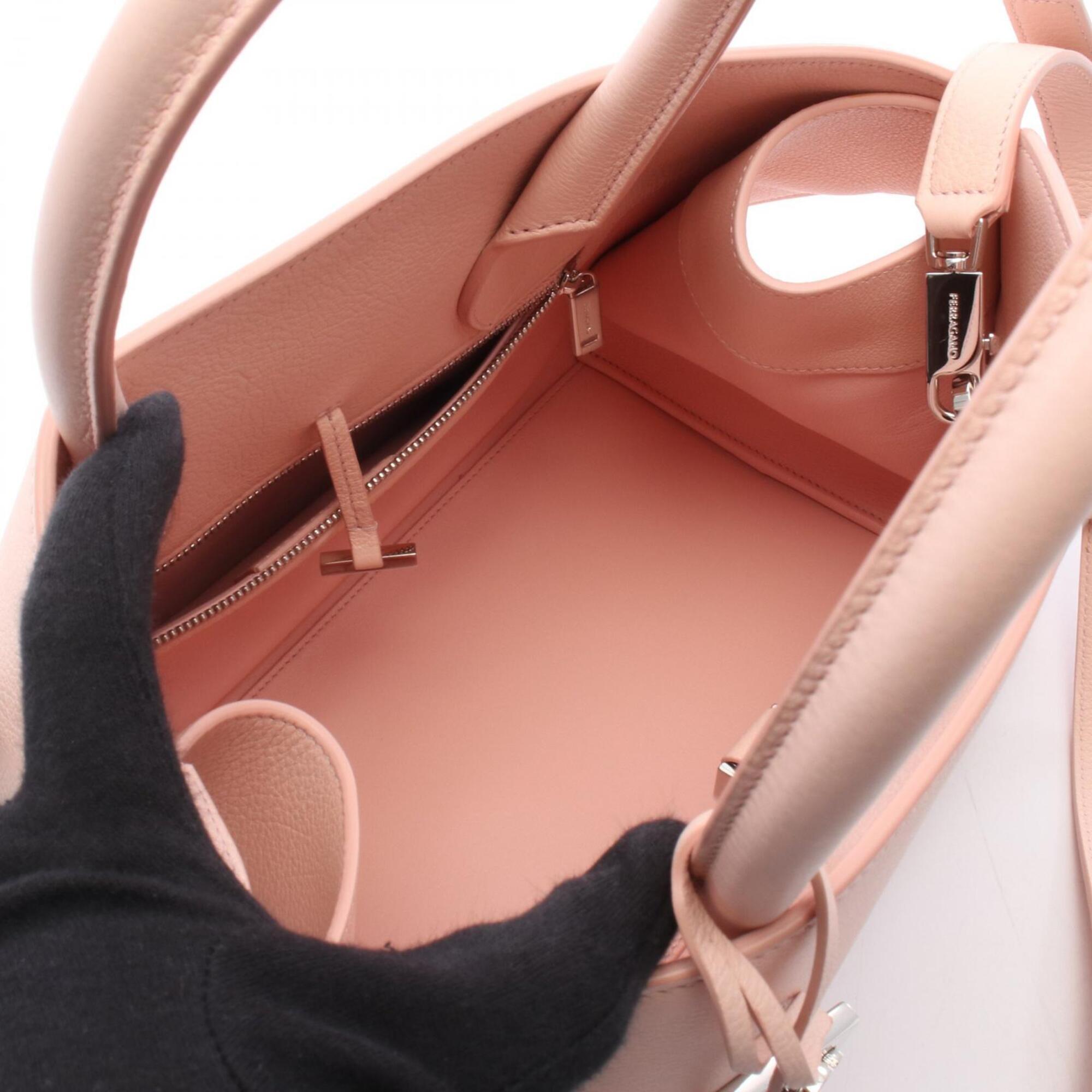 Salvatore Ferragamo Pink Leather Handbag (Pre-Owned)